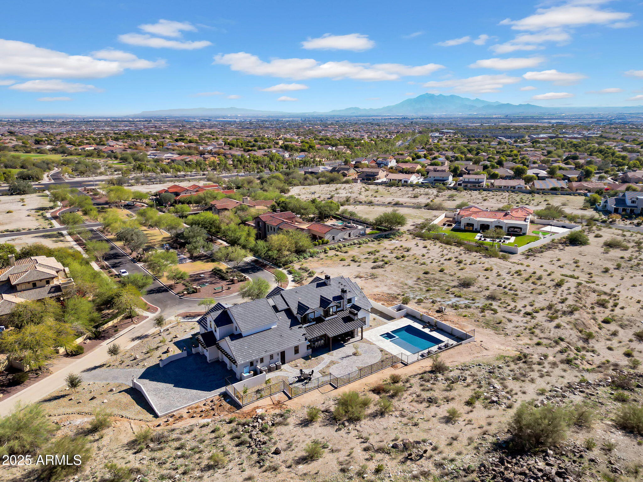 21071 W CANYON Drive