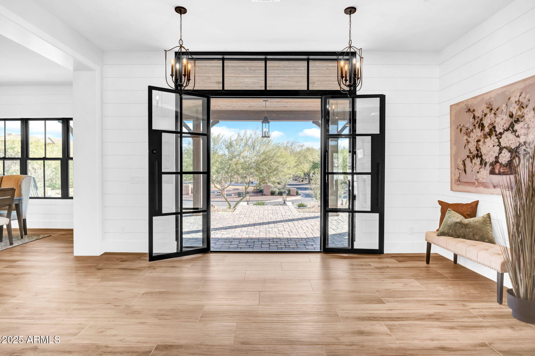 21071 W CANYON Drive