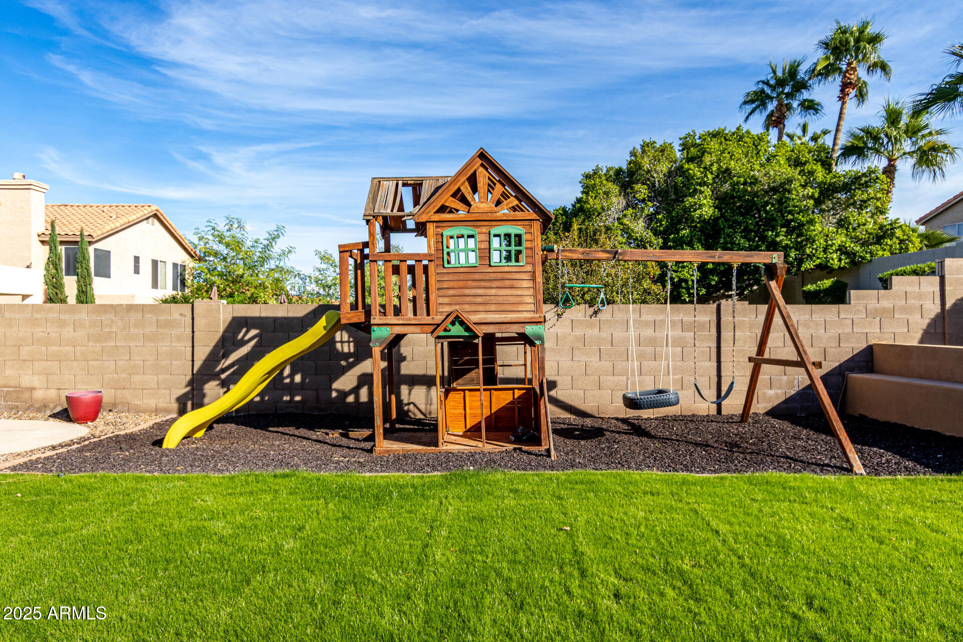 729 E GLENHAVEN Drive