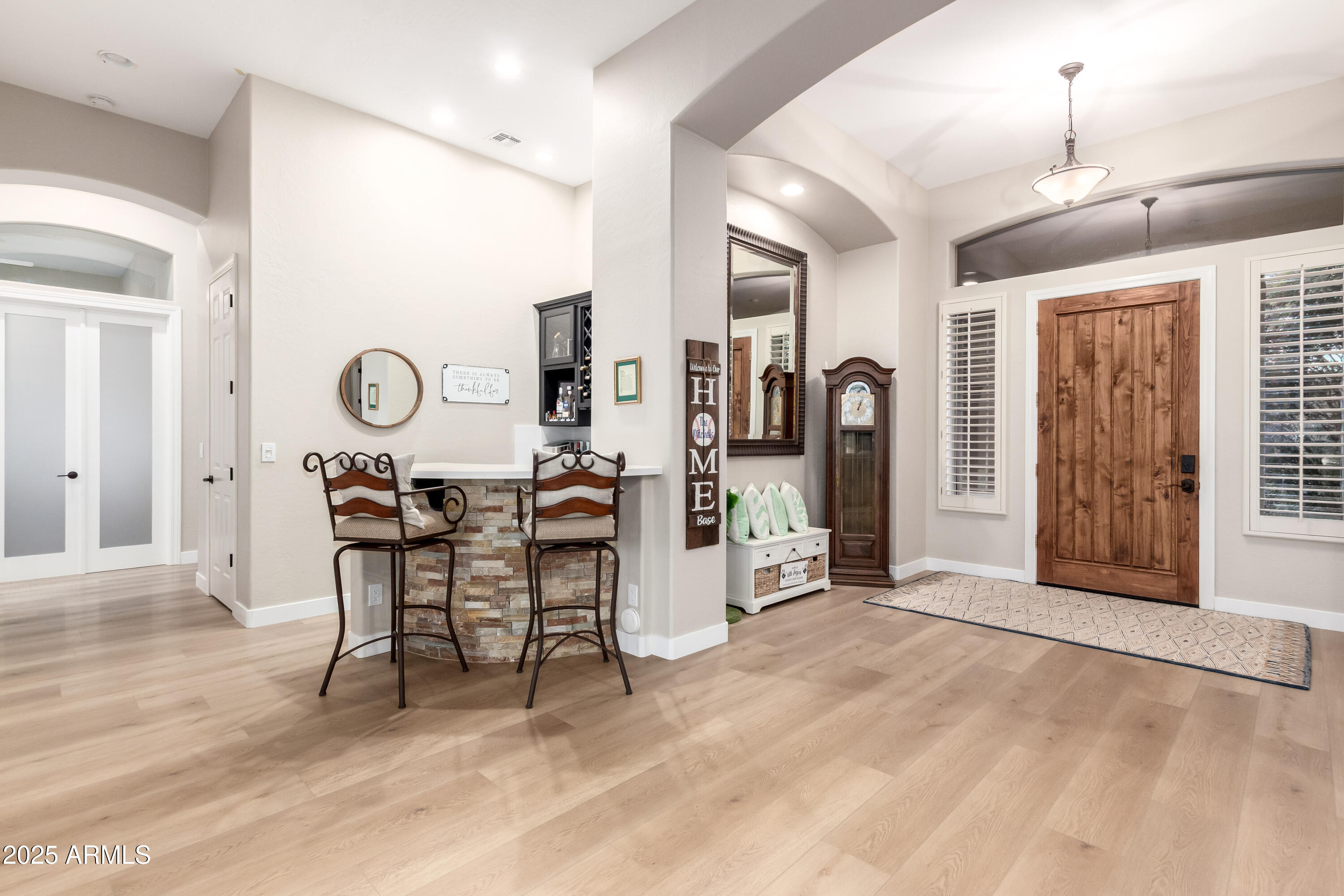 2302 W HAZELHURST Drive