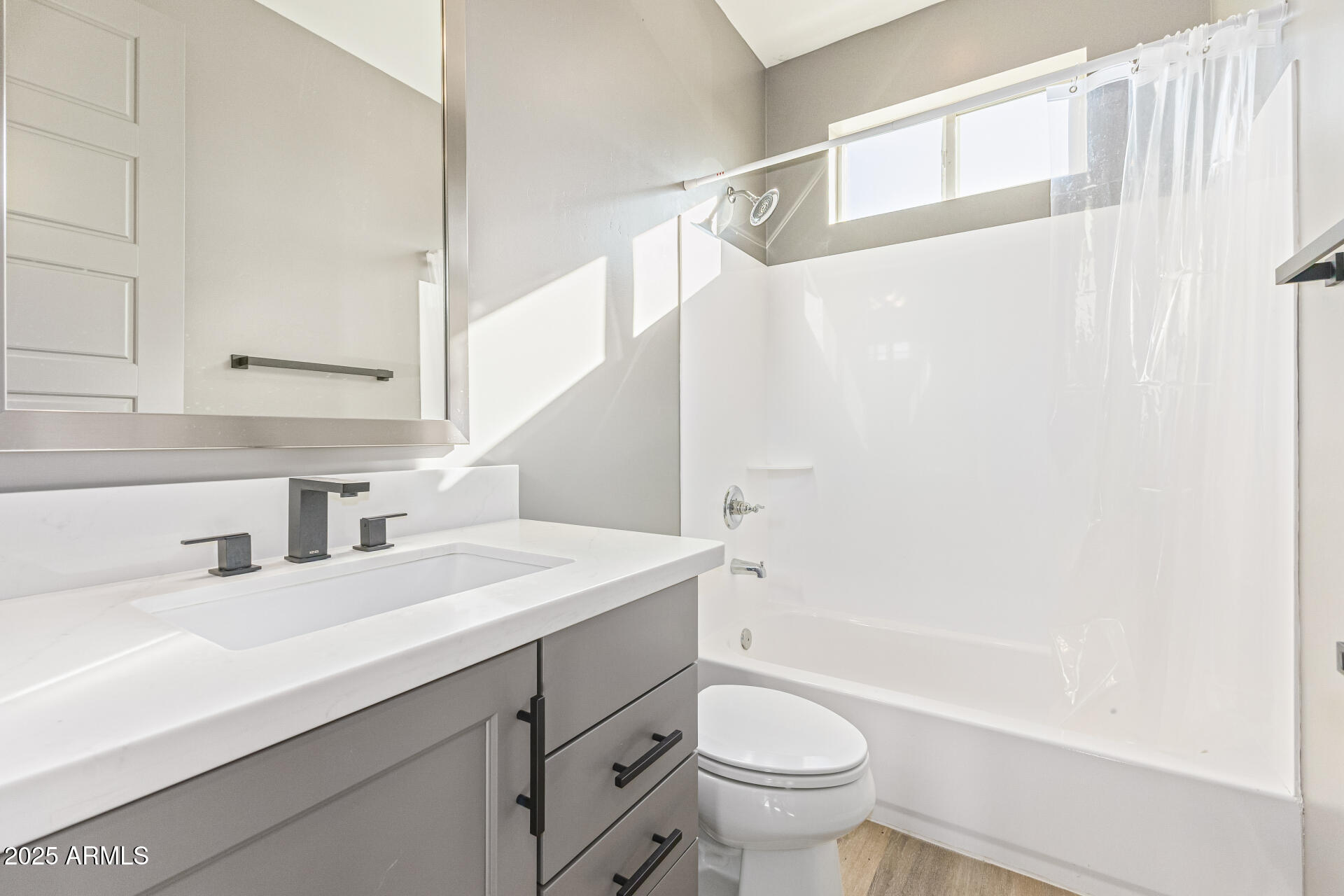 2315 E PINCHOT Avenue 113