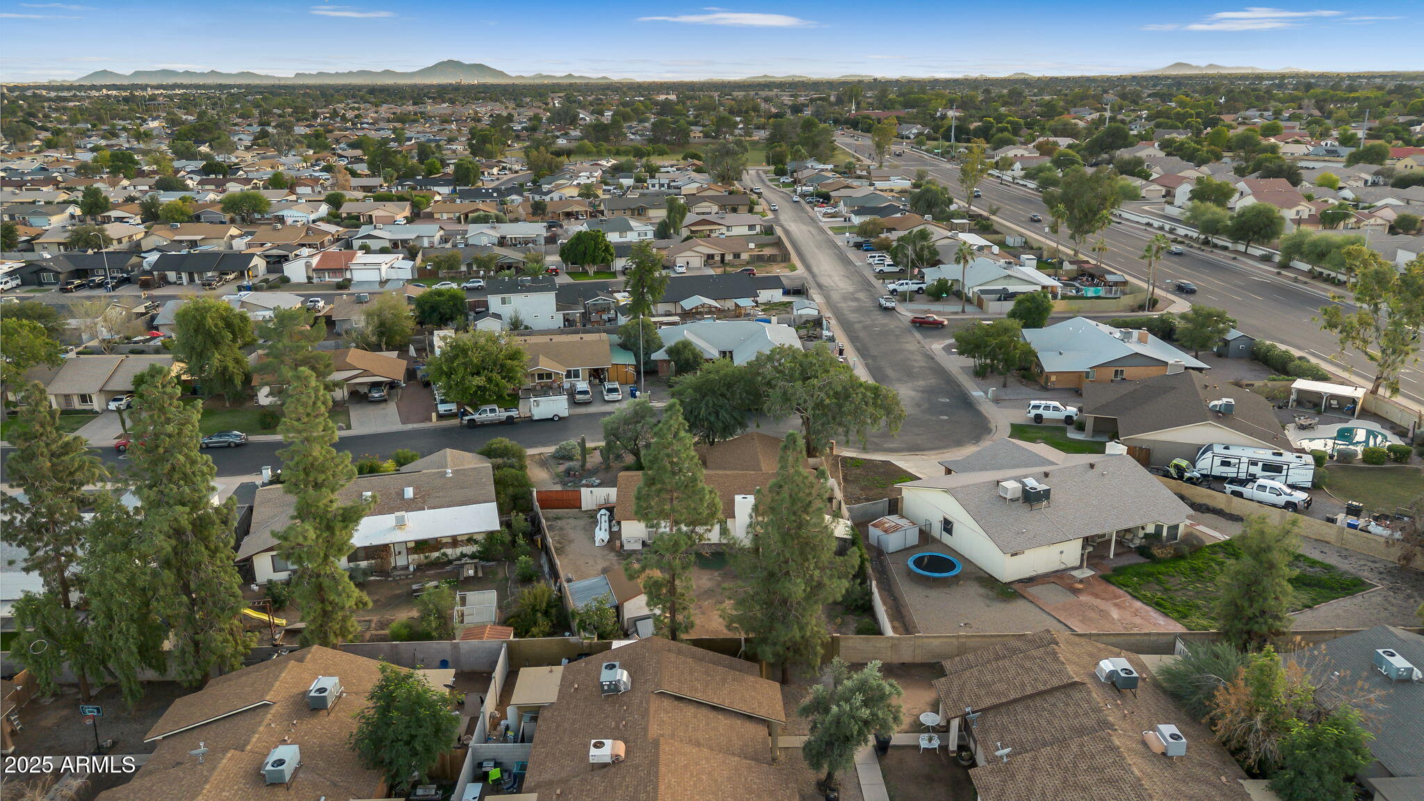 2812 E CONCHO Avenue