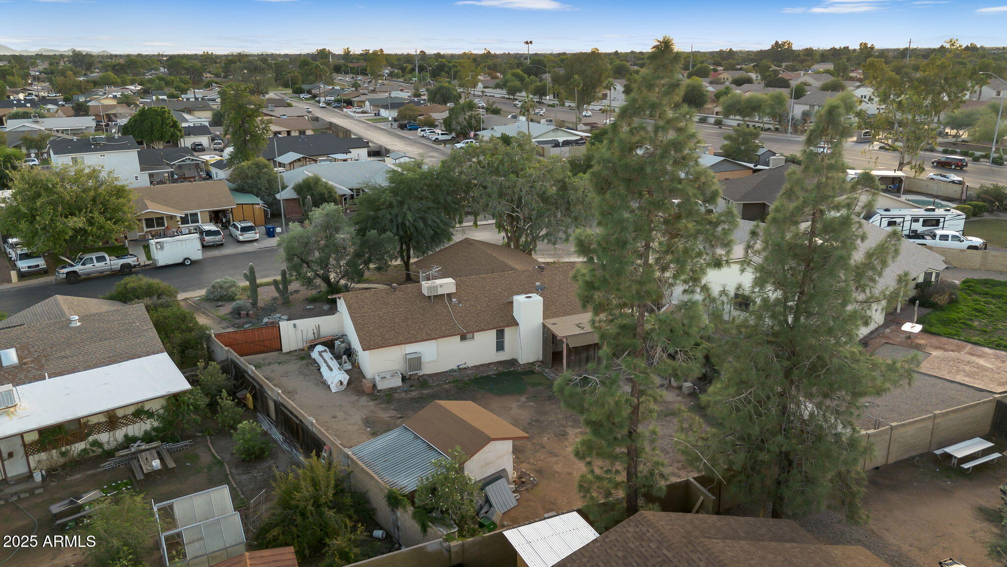 2812 E CONCHO Avenue