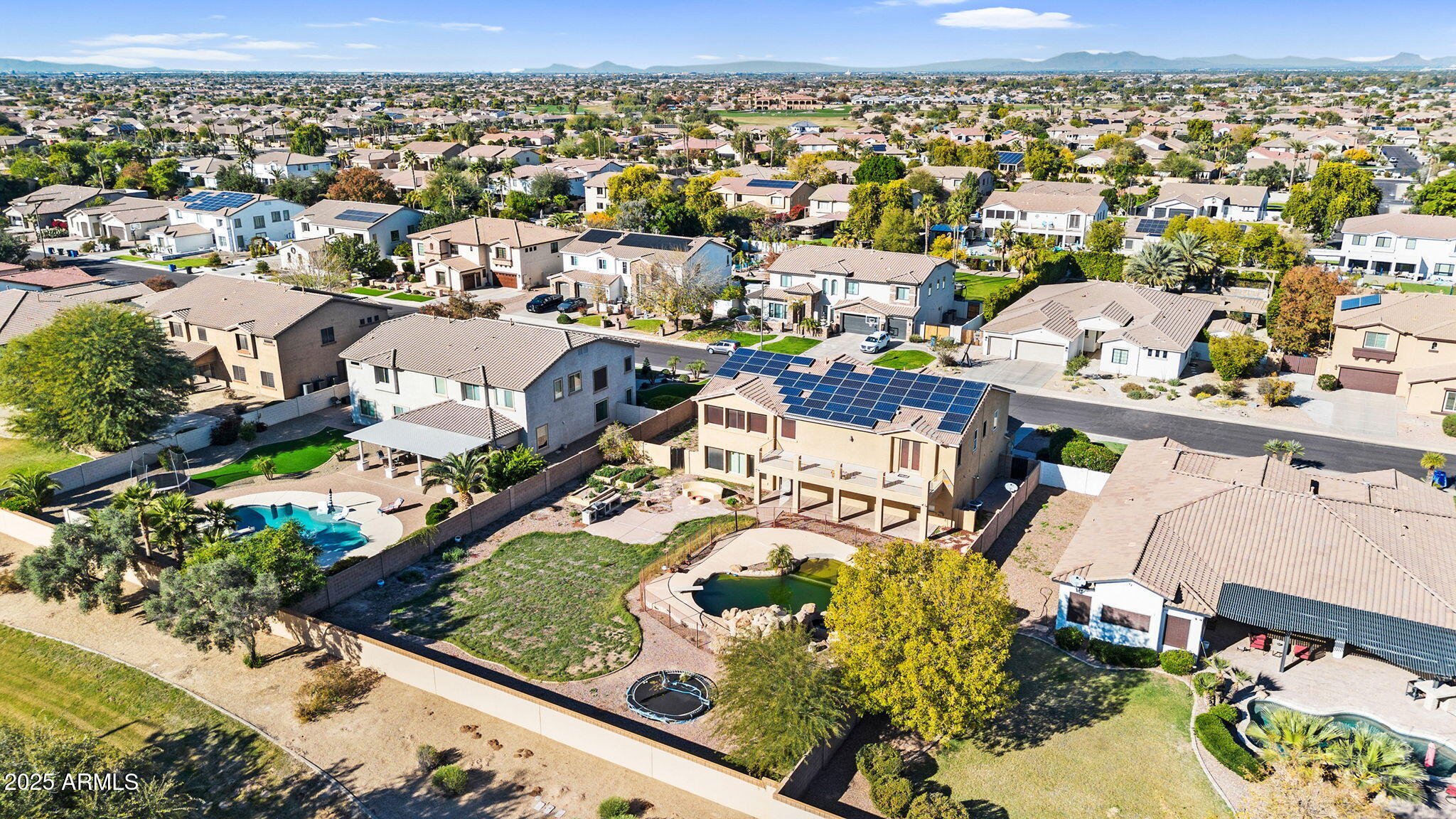 4167 E RAVENSWOOD Drive