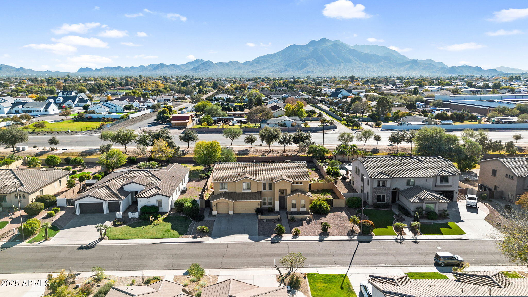 4167 E RAVENSWOOD Drive