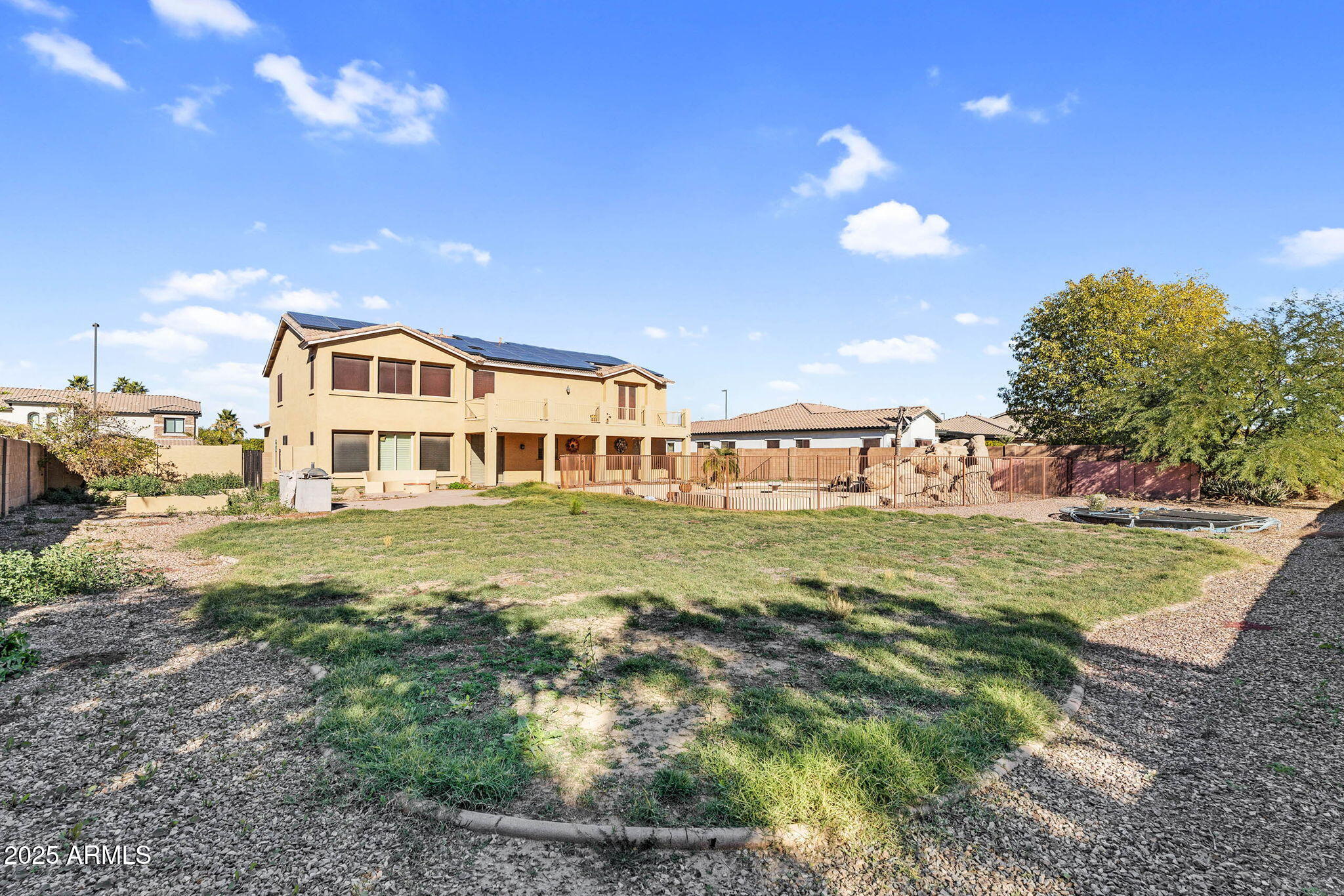 4167 E RAVENSWOOD Drive