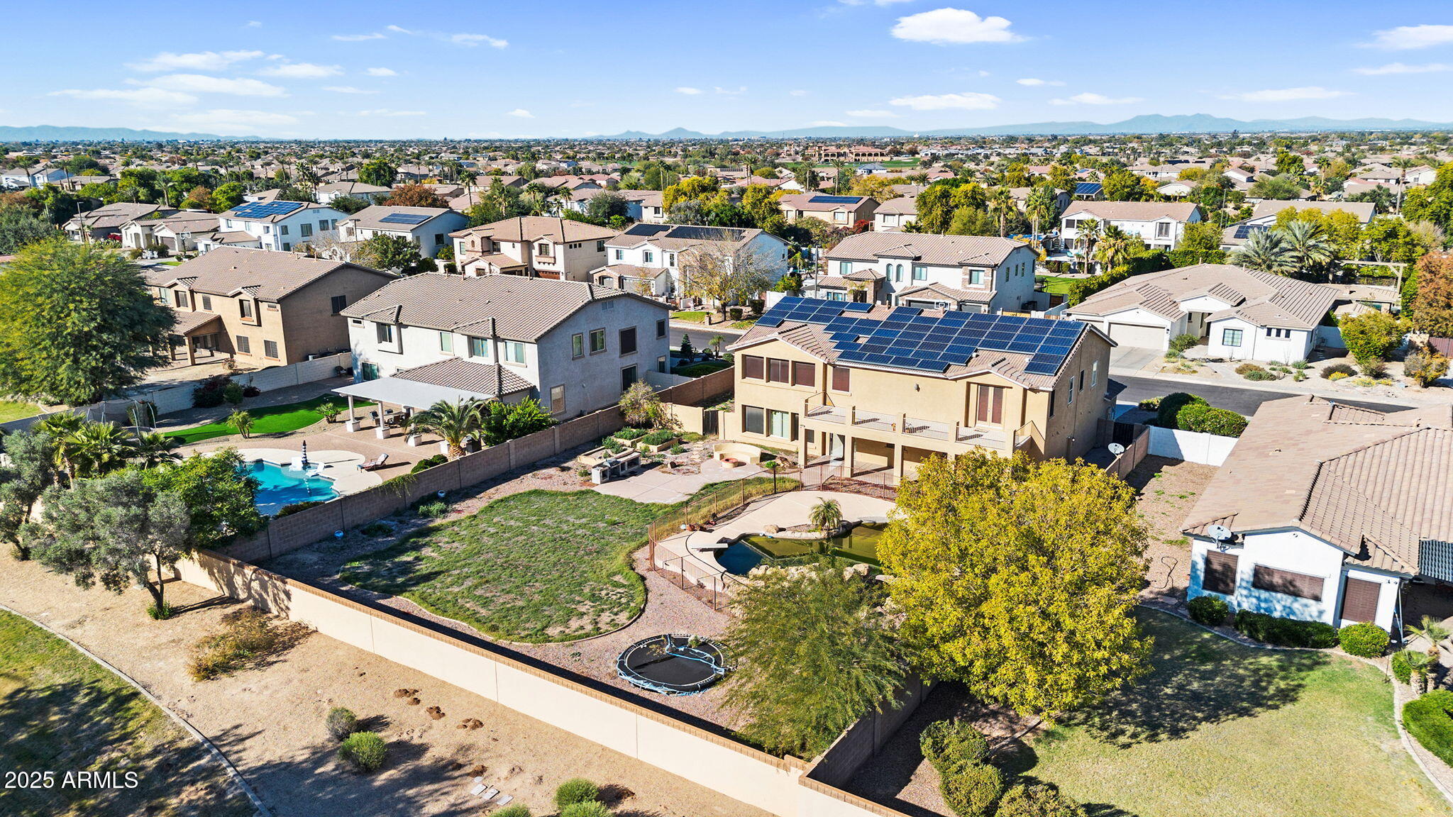 4167 E RAVENSWOOD Drive