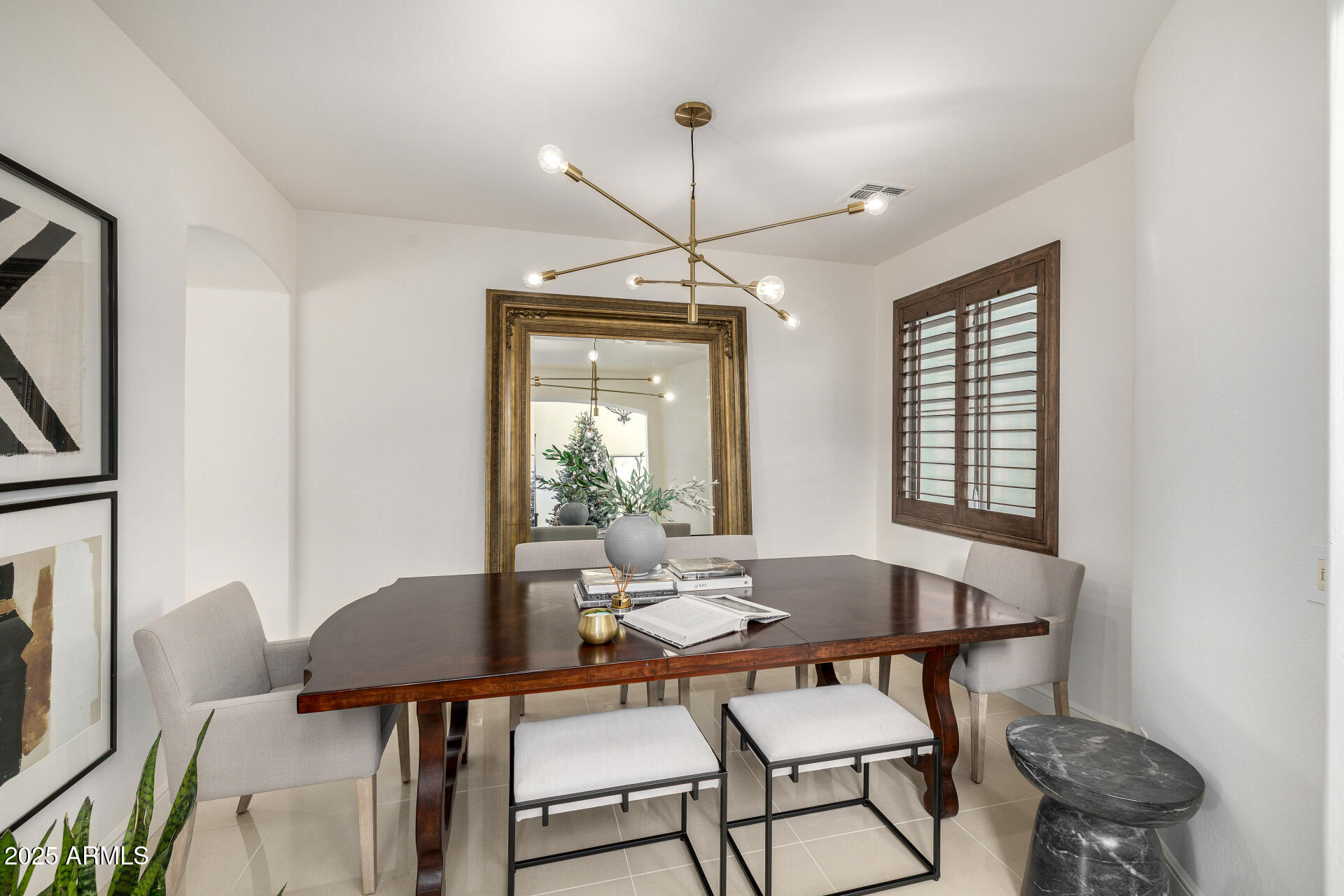 377 W DESERT BROOM Drive