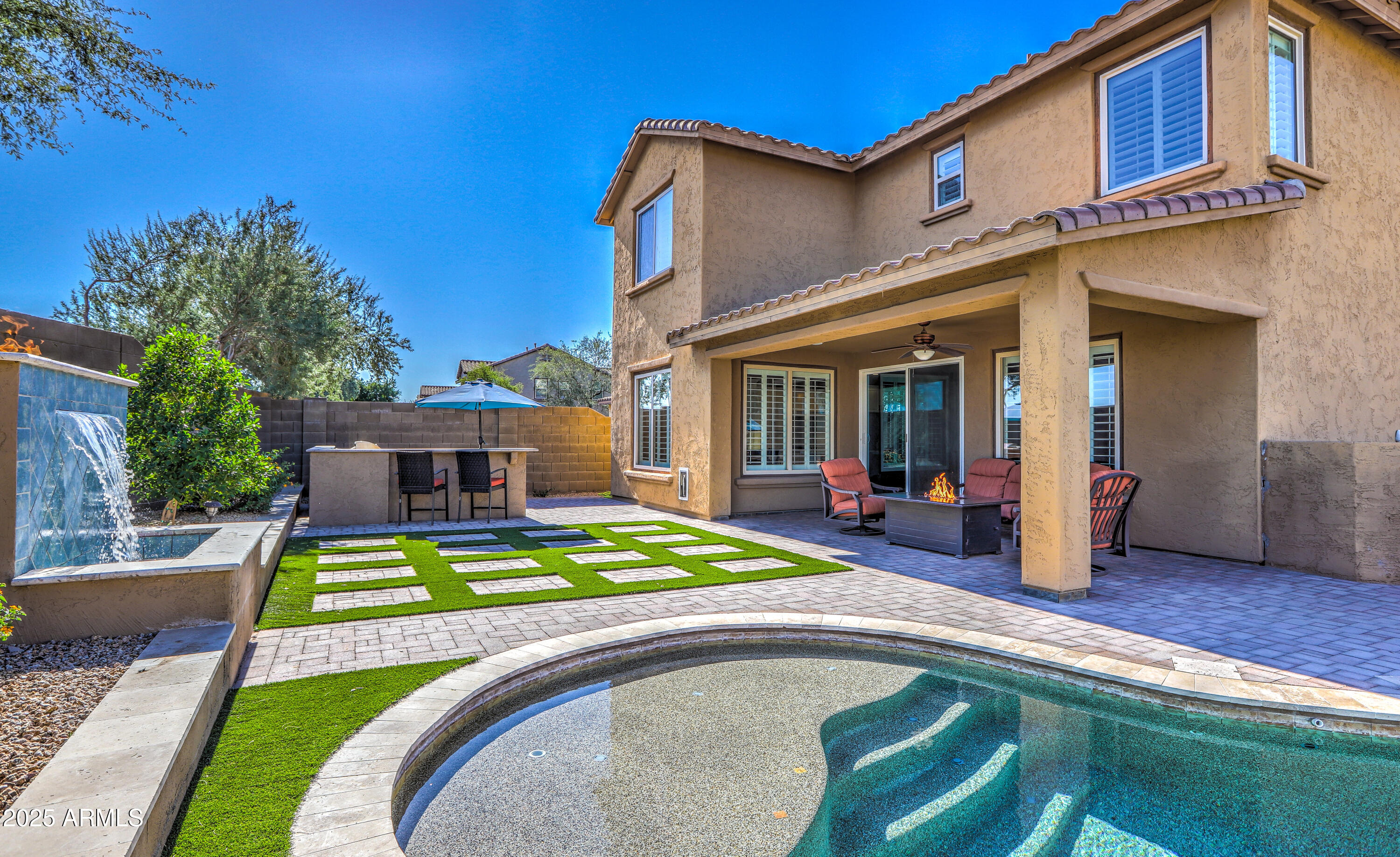 21621 N 39TH Terrace