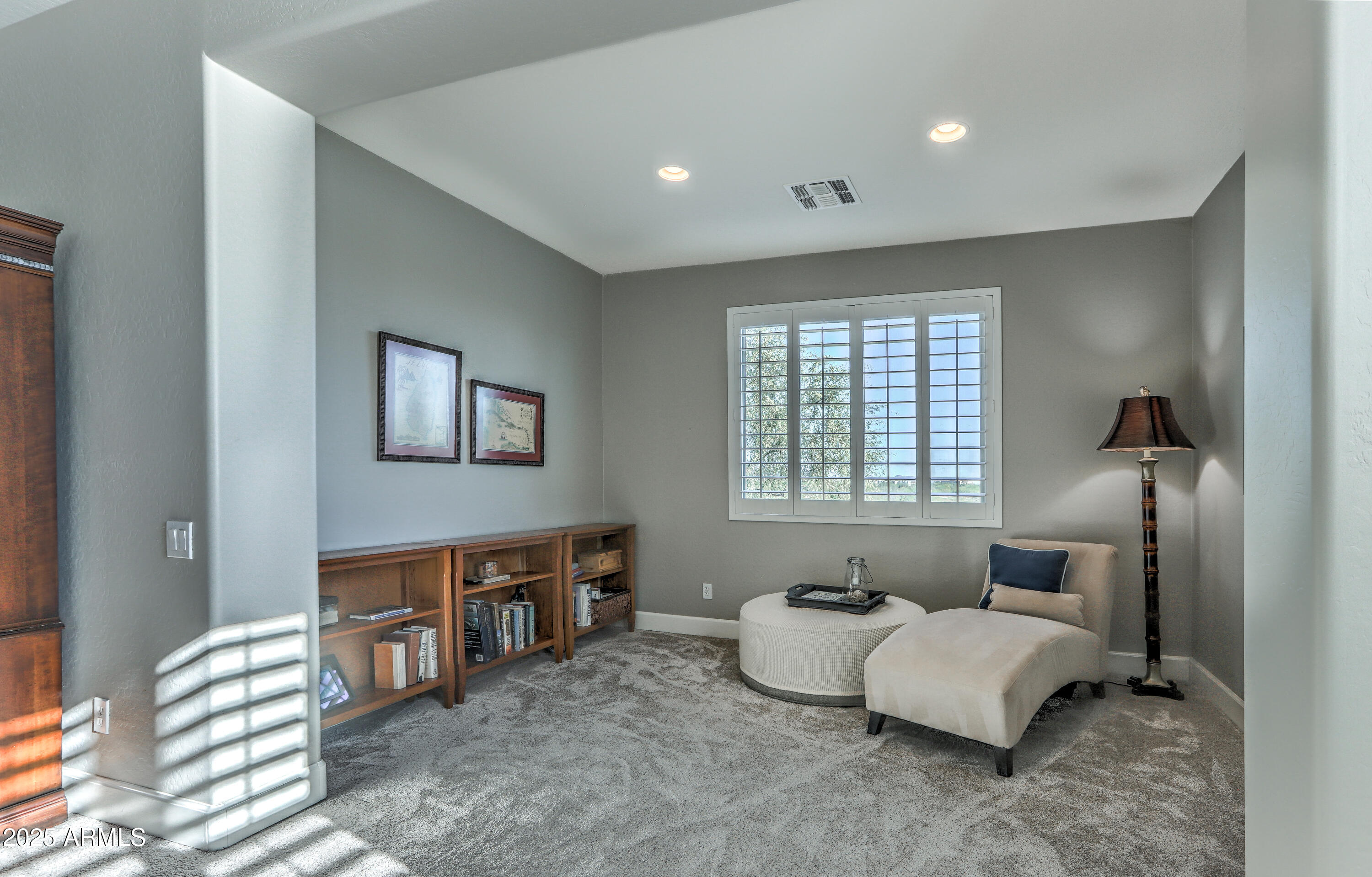 21621 N 39TH Terrace