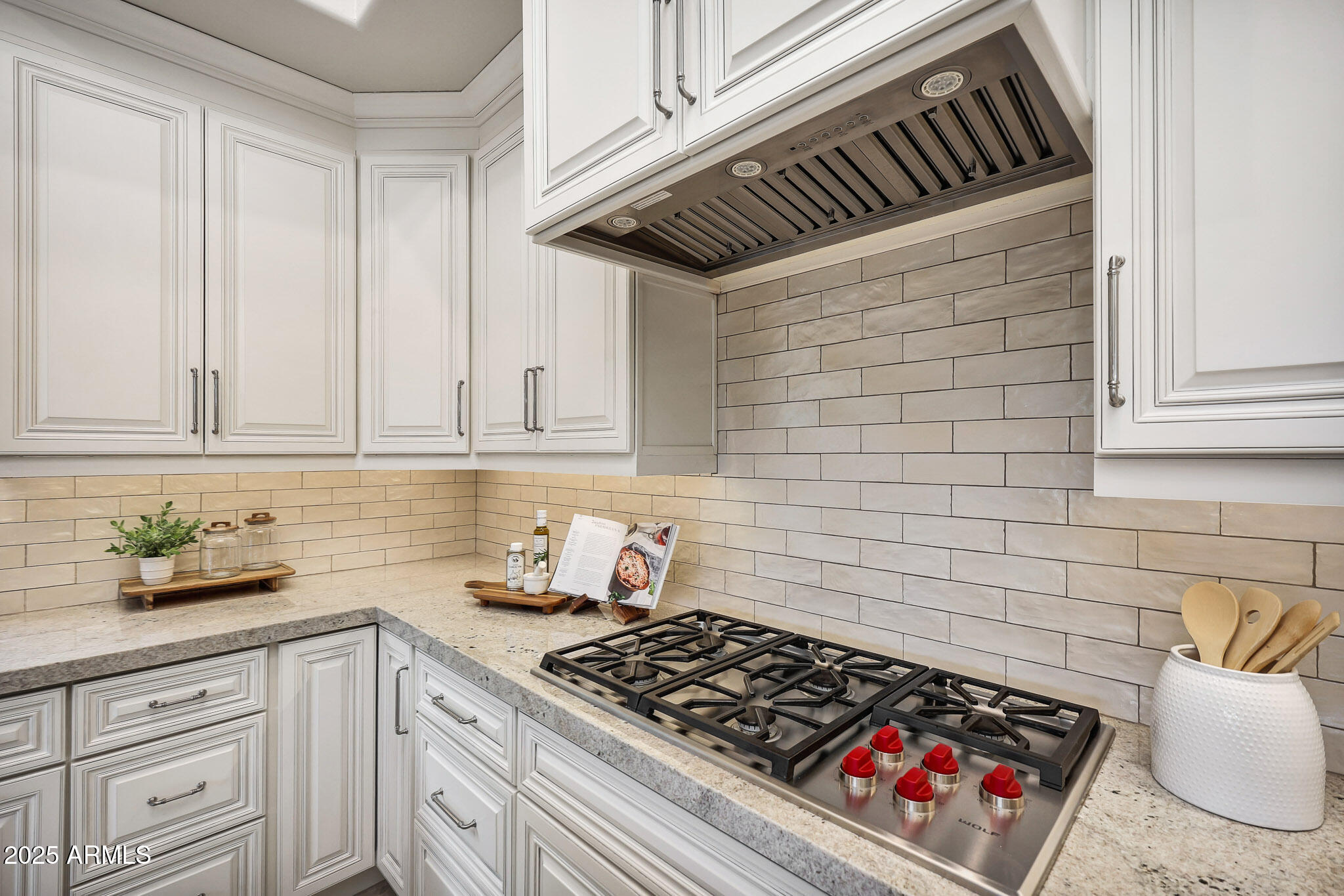 9039 E LA POSADA Court