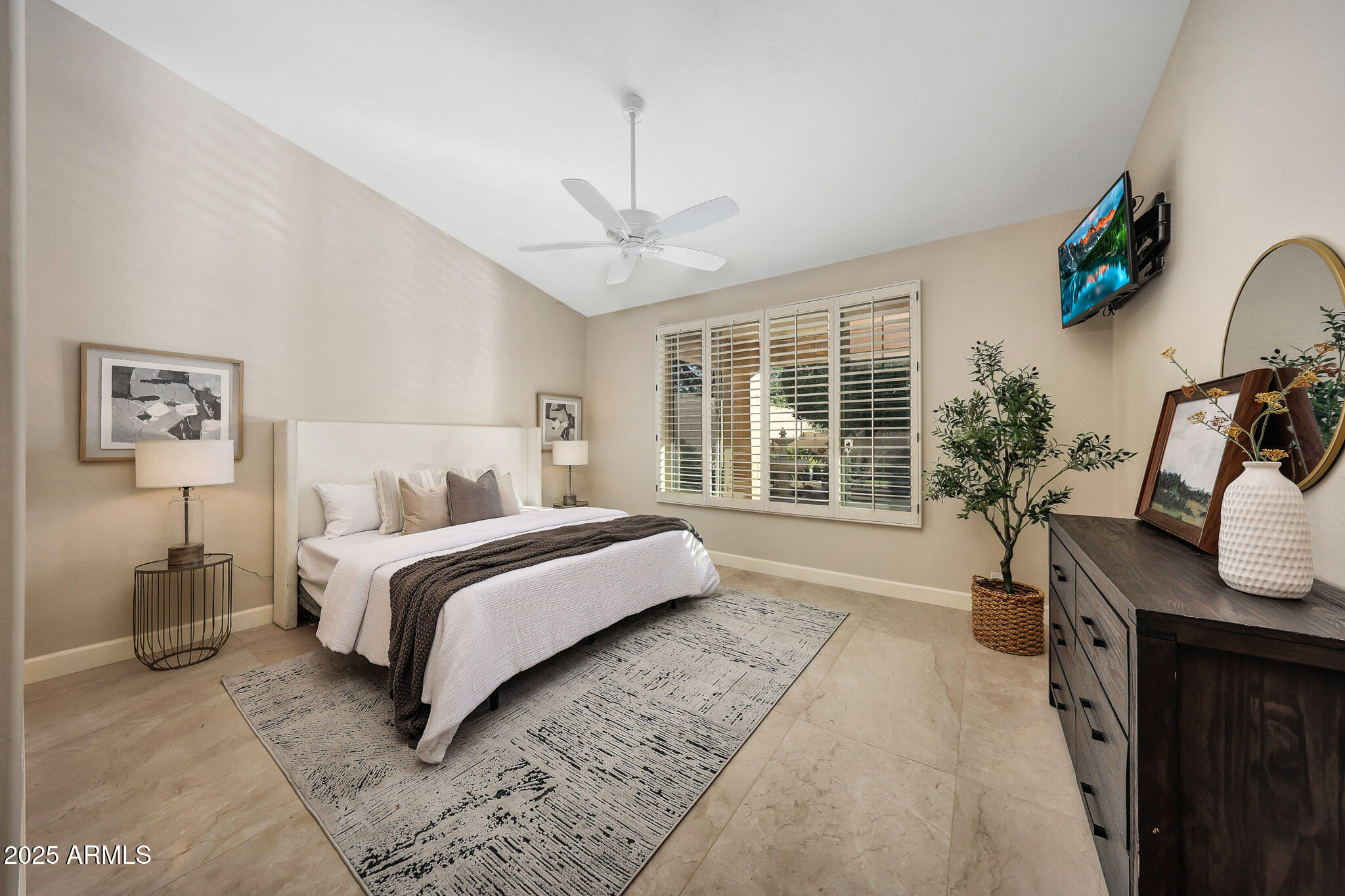 9039 E LA POSADA Court