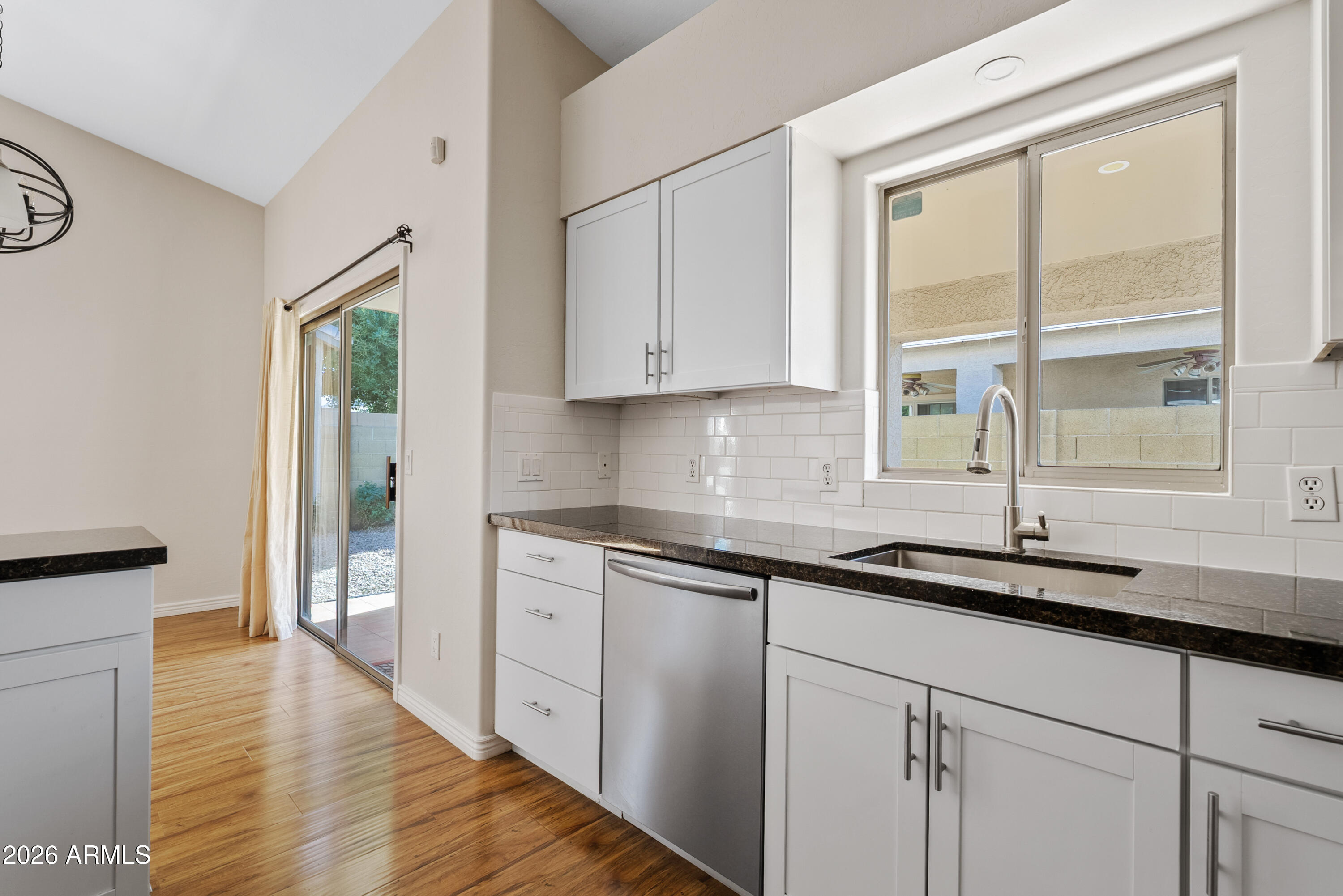 1932 N MESA Drive Unit: 33