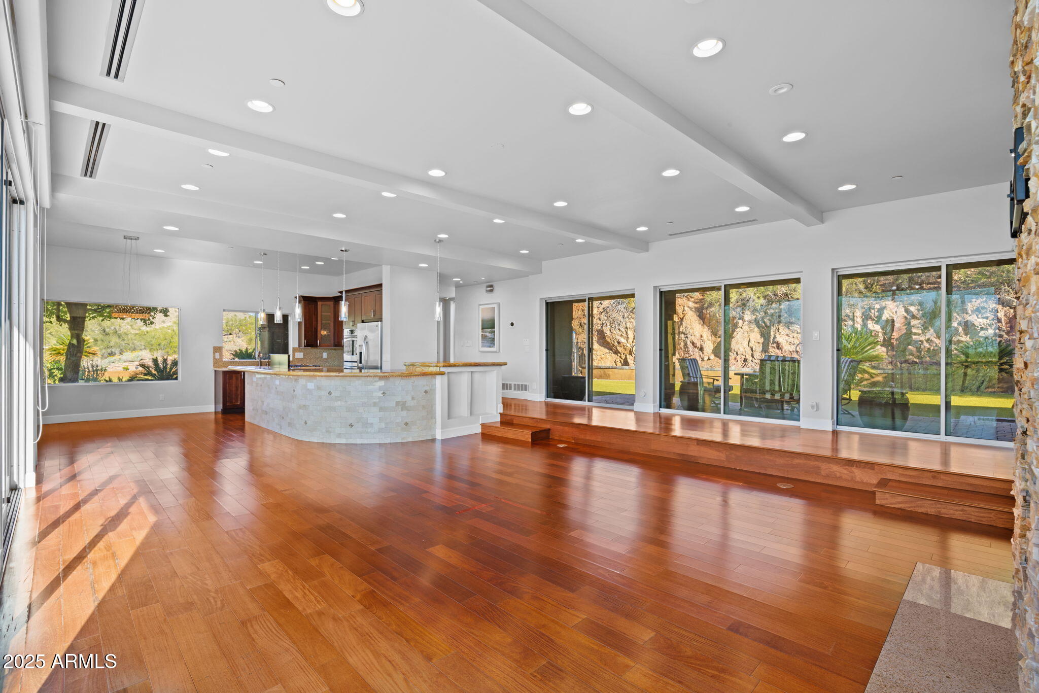 4820 E COTTONTAIL RUN Road N