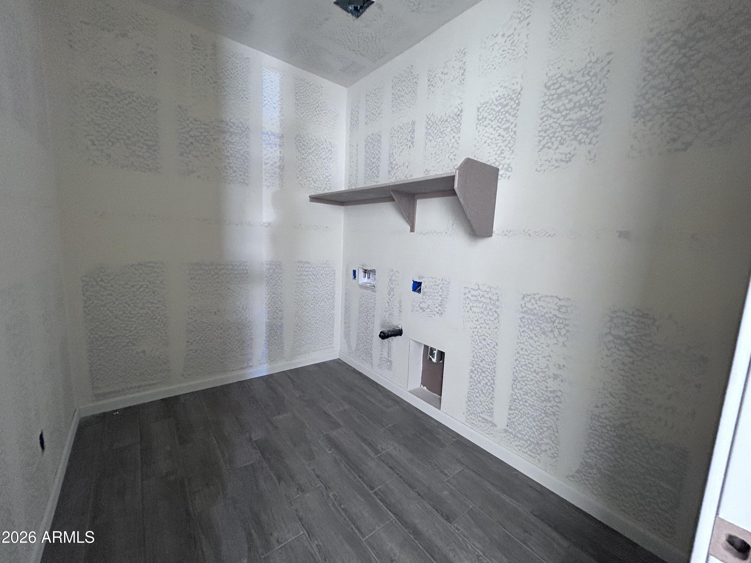 2670 E HOMESTEADER Road