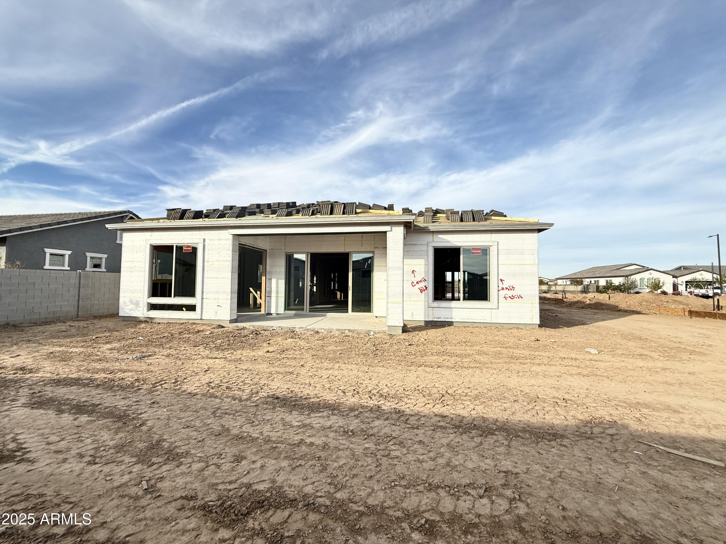 22889 E TWIN ACRES Drive