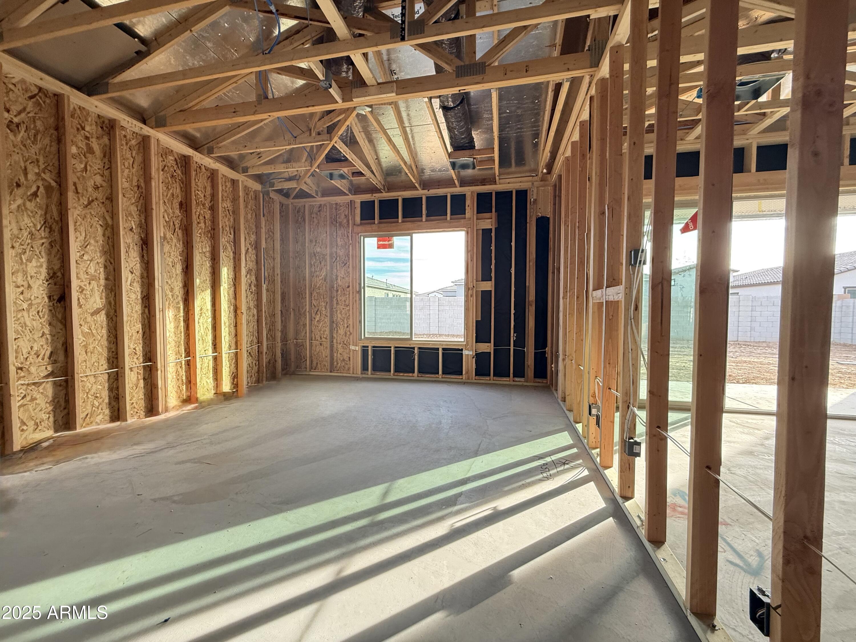 22889 E TWIN ACRES Drive