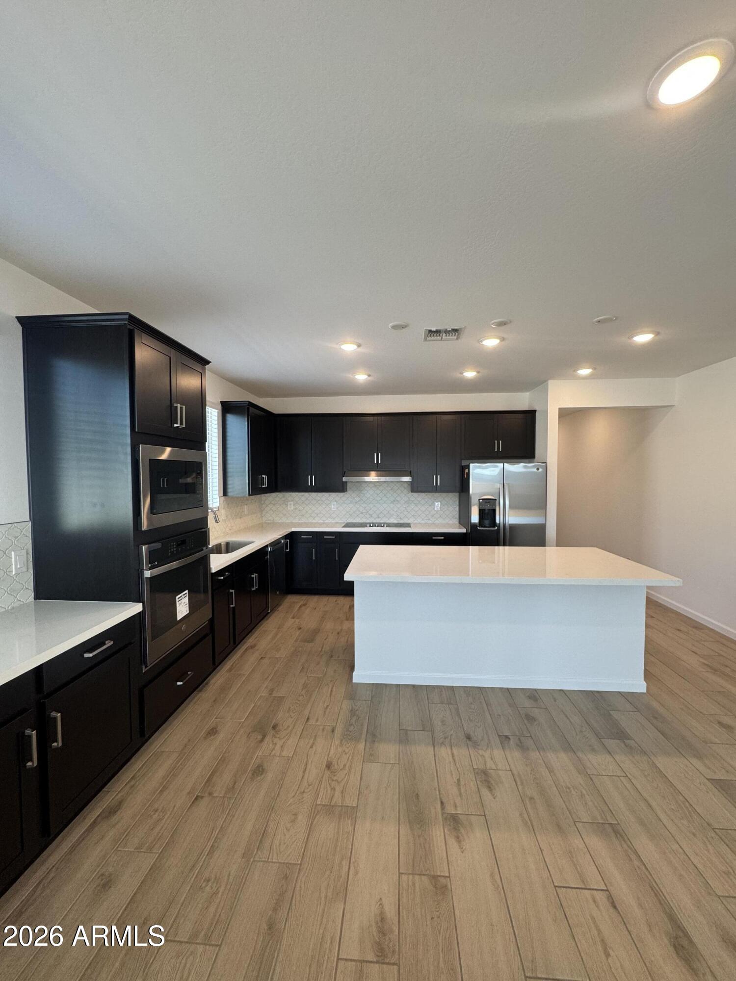 15621 W BROWN Street