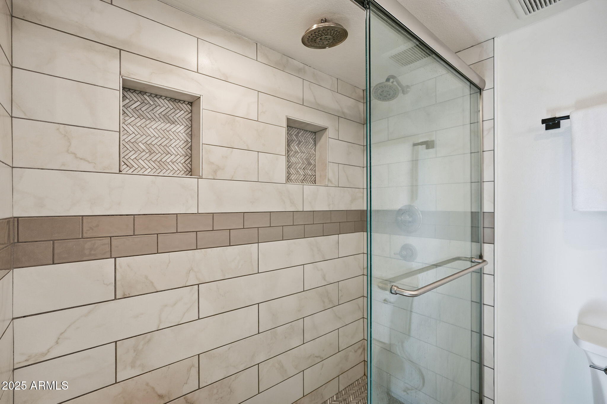 4925 N 73RD Street 1