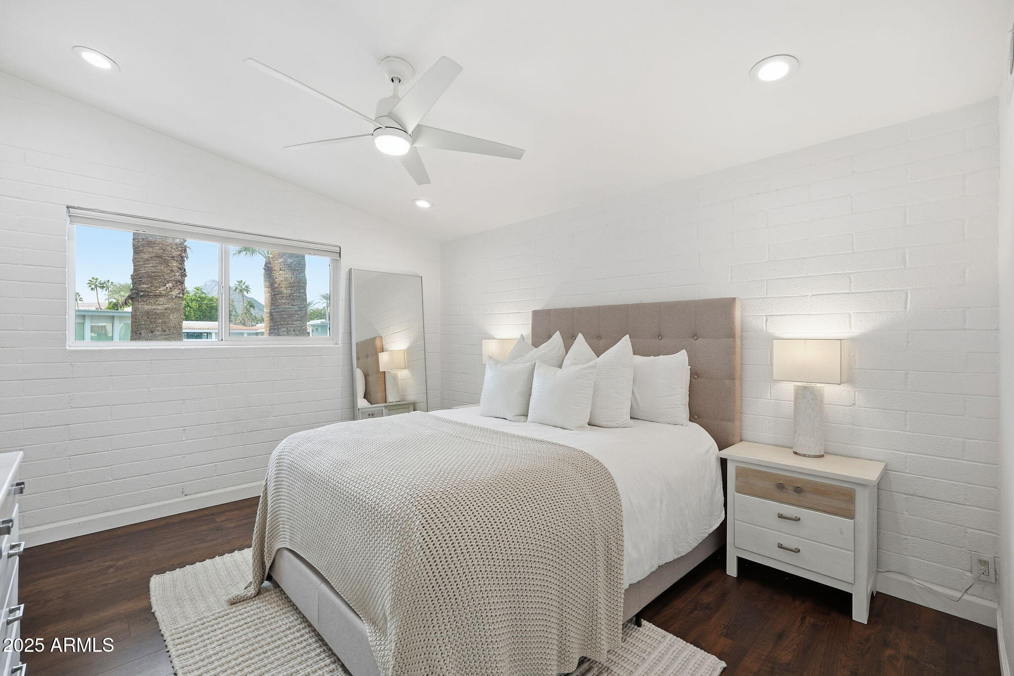 4925 N 73RD Street 1