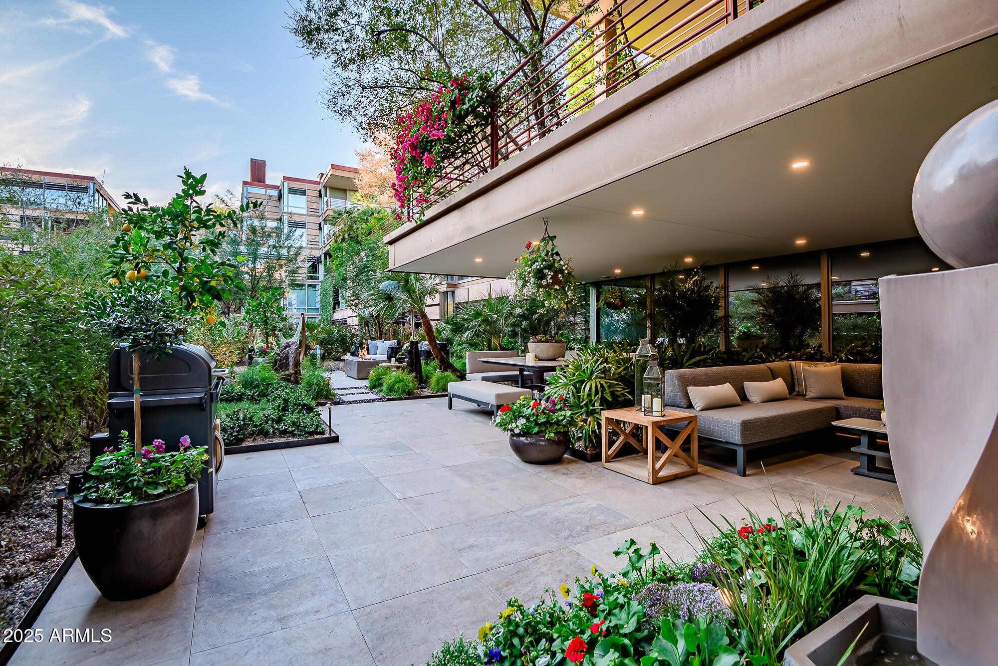 7167 E RANCHO VISTA Drive 3002