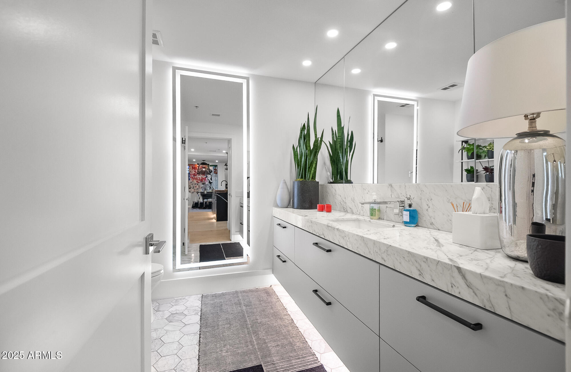 7167 E RANCHO VISTA Drive 3002