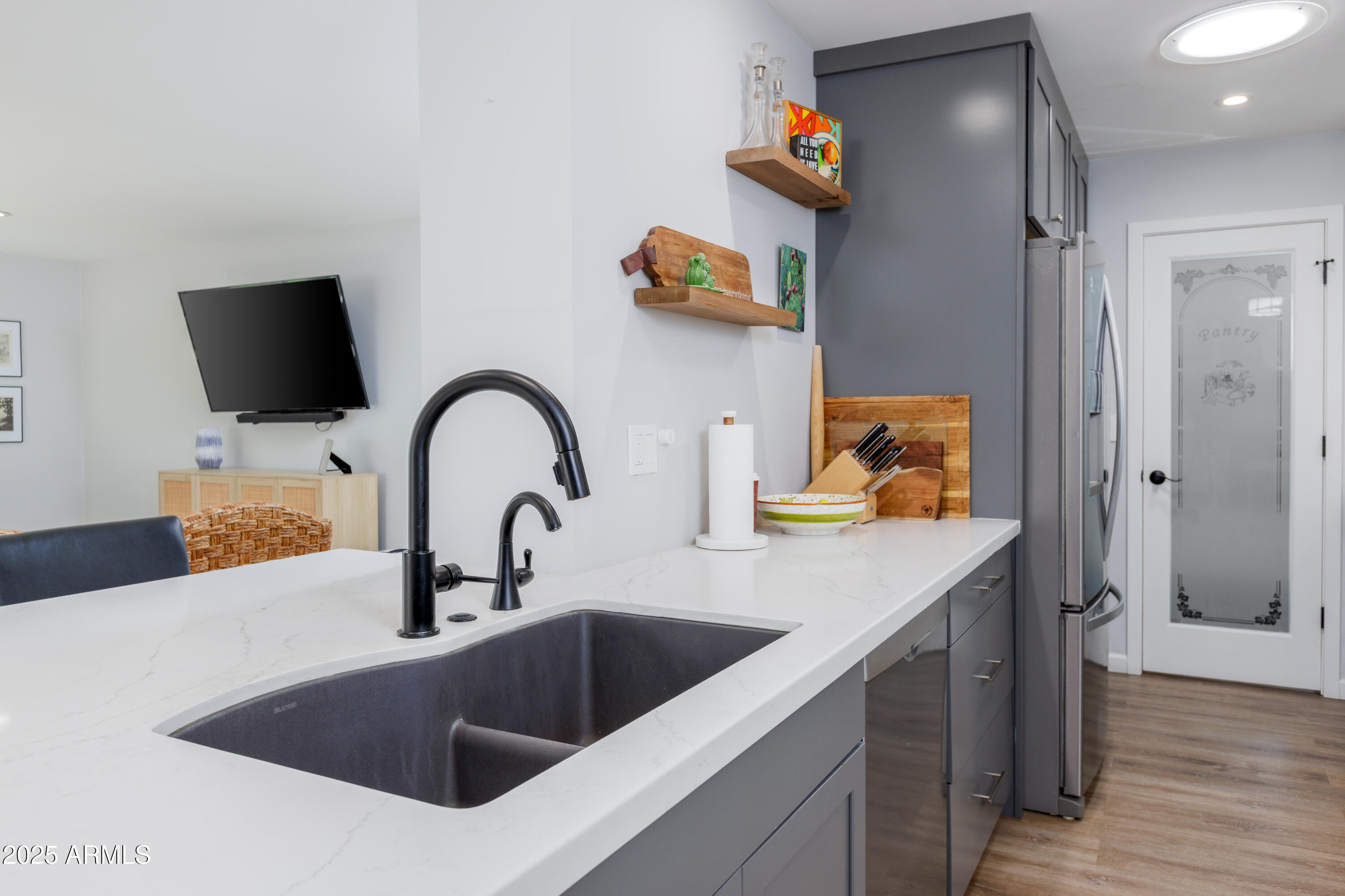 1129 W Georgia Avenue