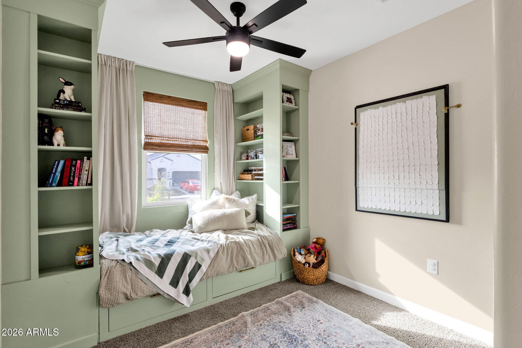 2532 W Shanley Avenue