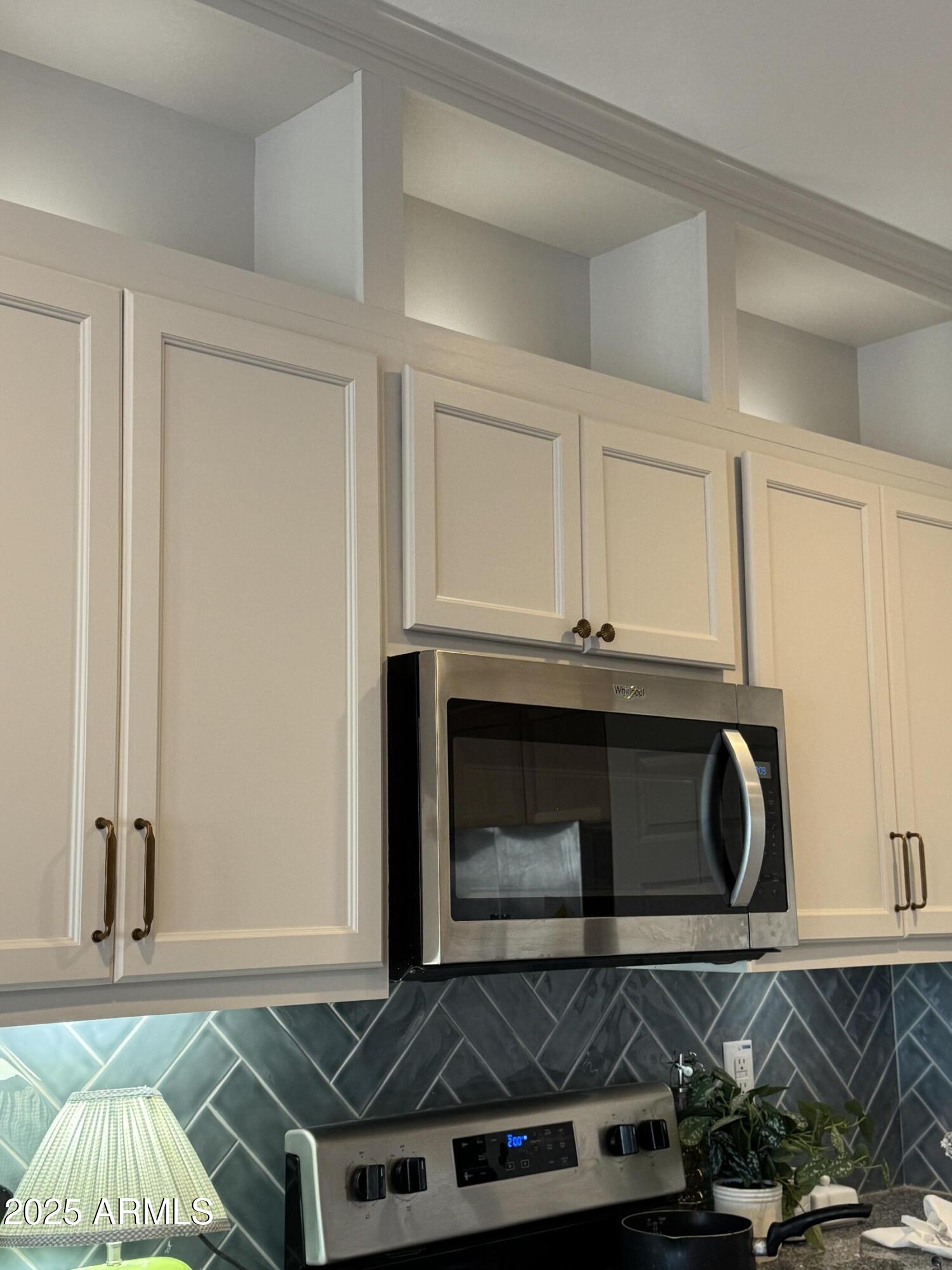 2532 W Shanley Avenue