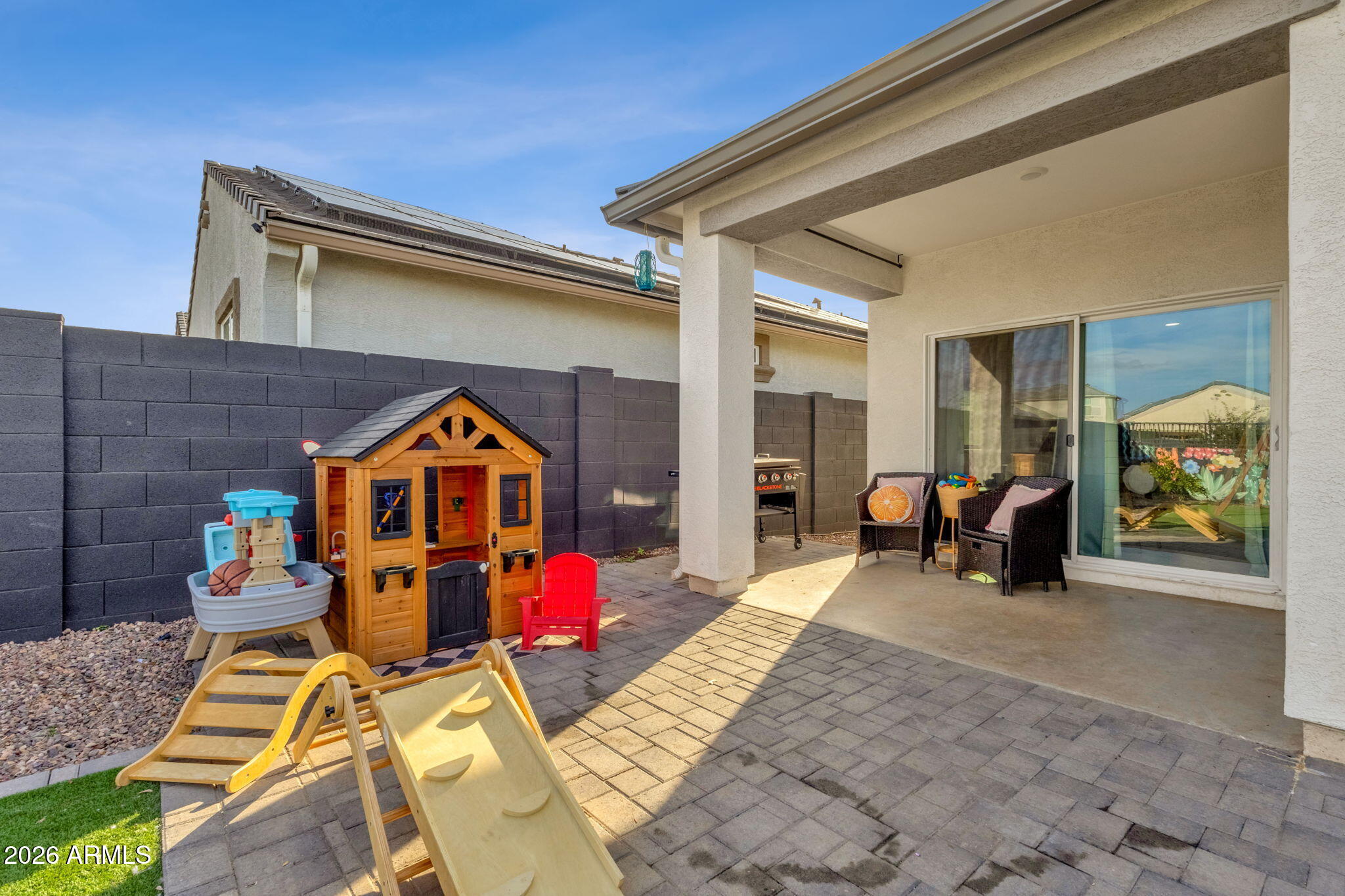 2532 W Shanley Avenue