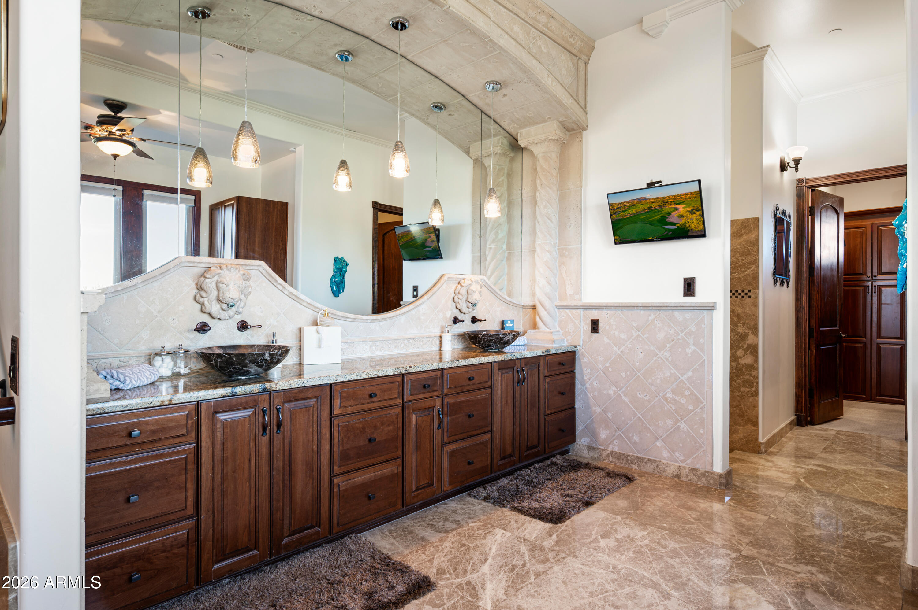 10638 E HEDGEHOG Place