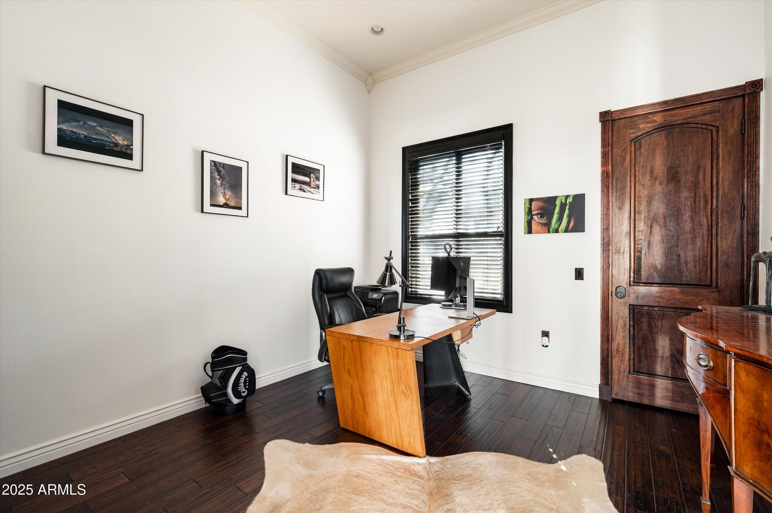 10638 E HEDGEHOG Place