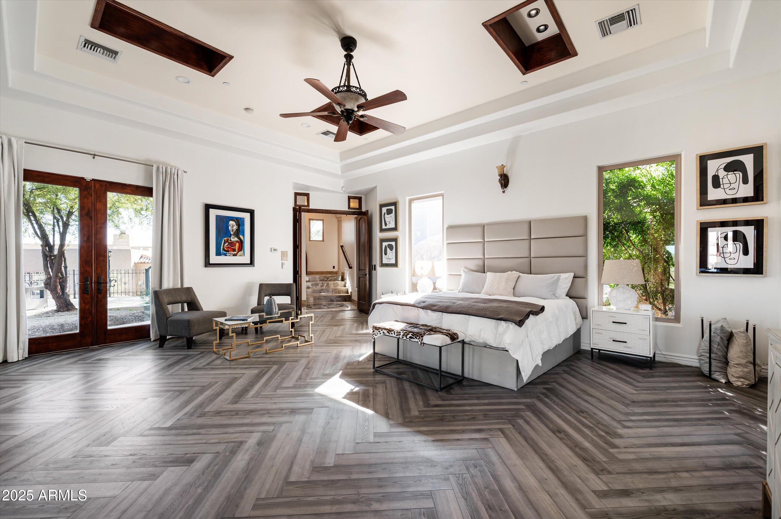 10638 E HEDGEHOG Place