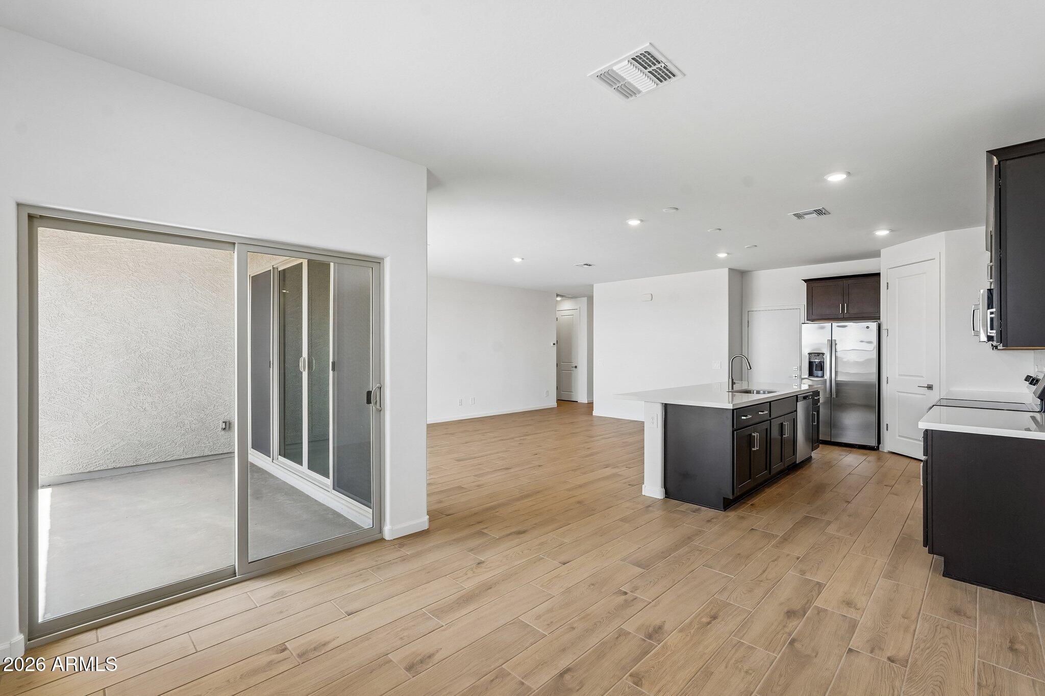 18223 W CAMINO DE ORO