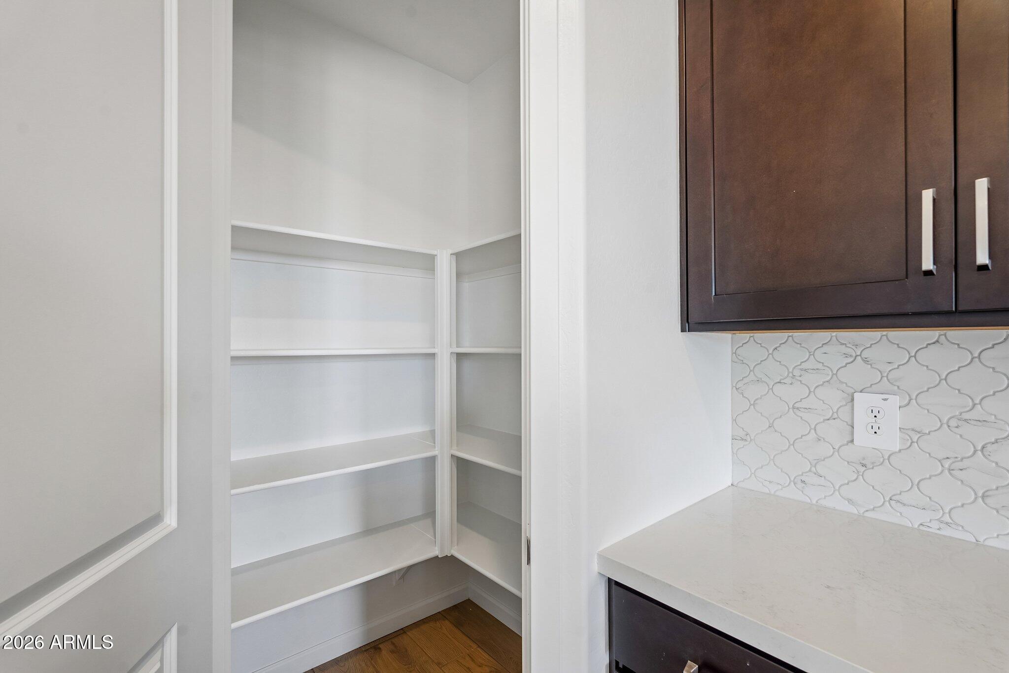 18223 W CAMINO DE ORO