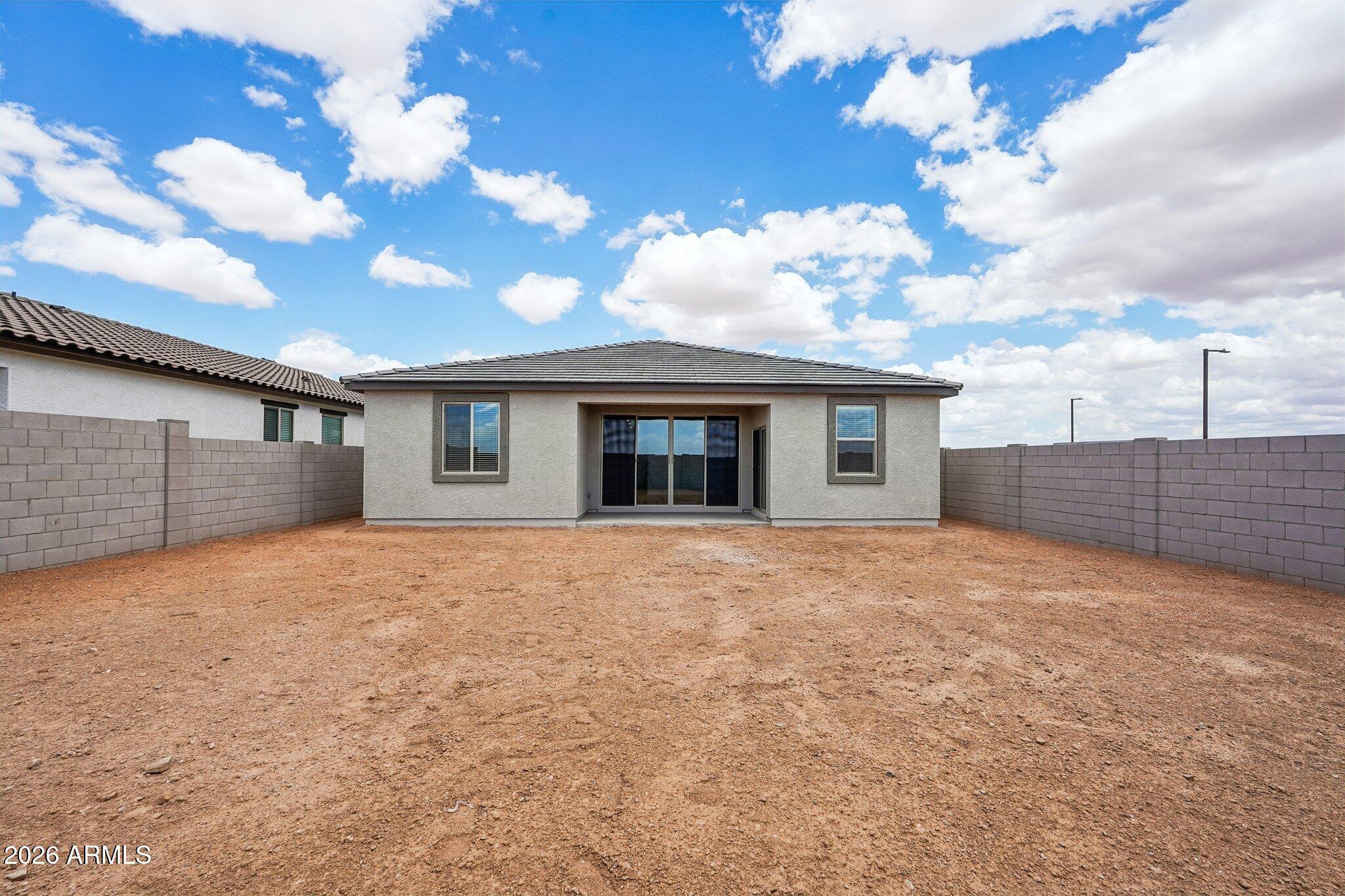 18223 W CAMINO DE ORO