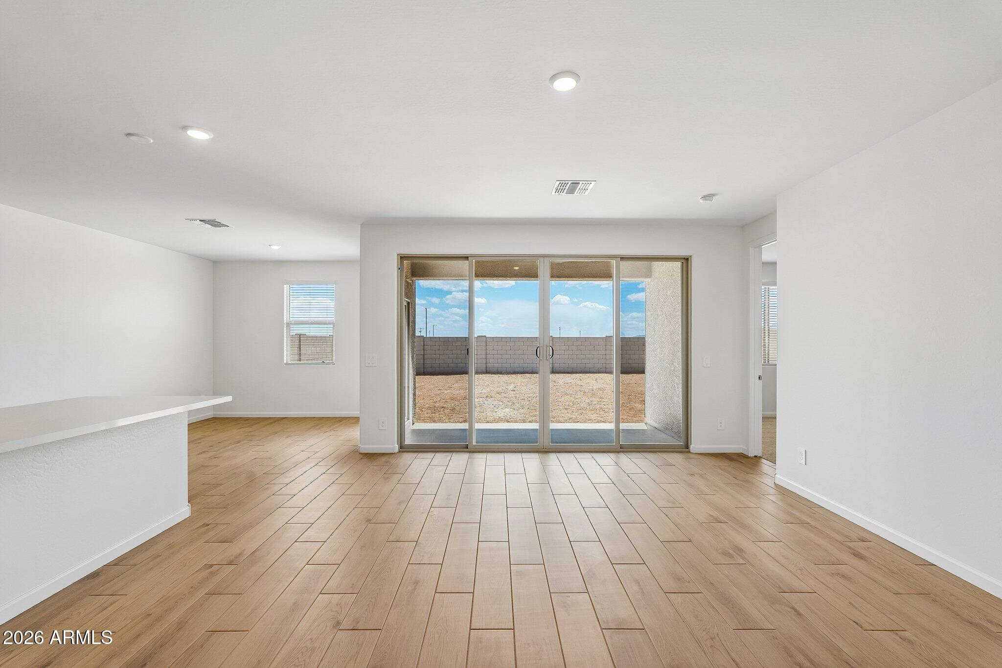18223 W CAMINO DE ORO