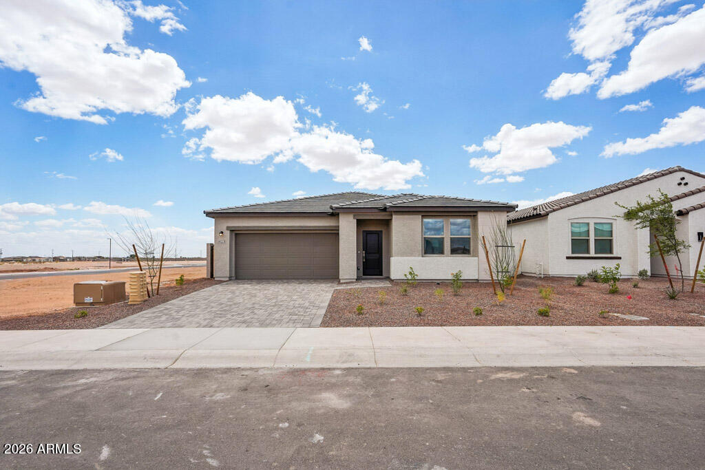 18223 W CAMINO DE ORO