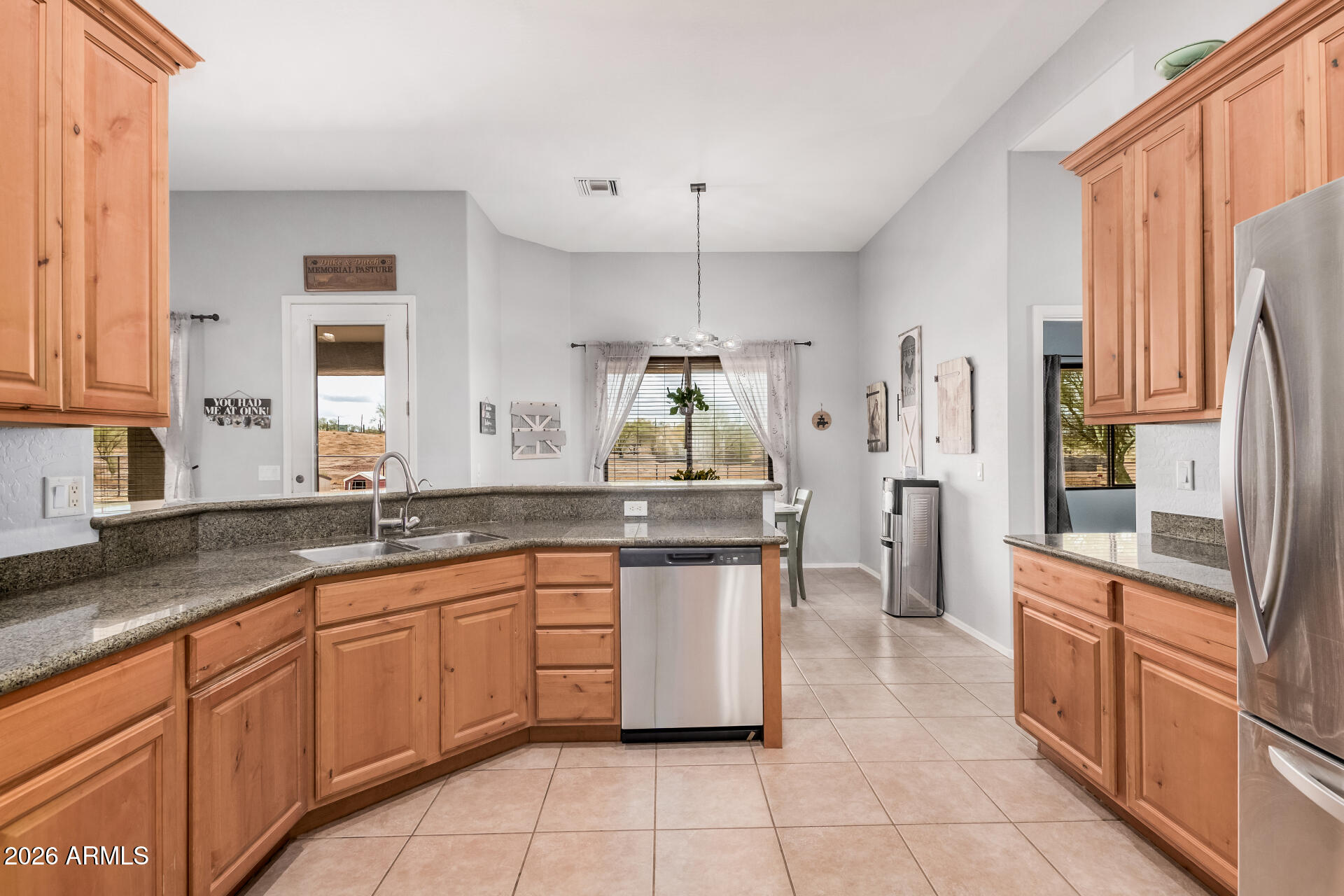 42419 N CENTRAL Avenue