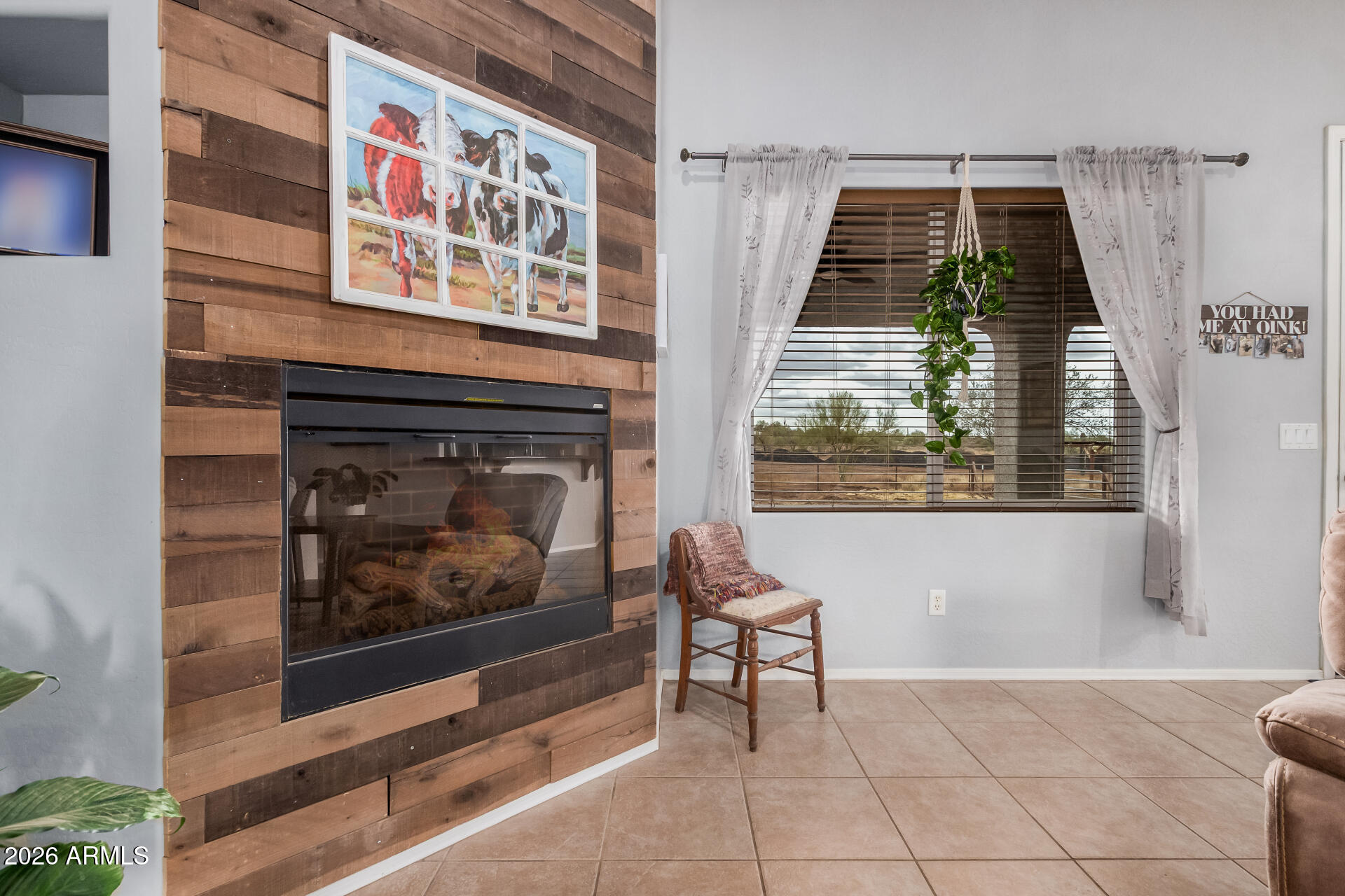 42419 N CENTRAL Avenue