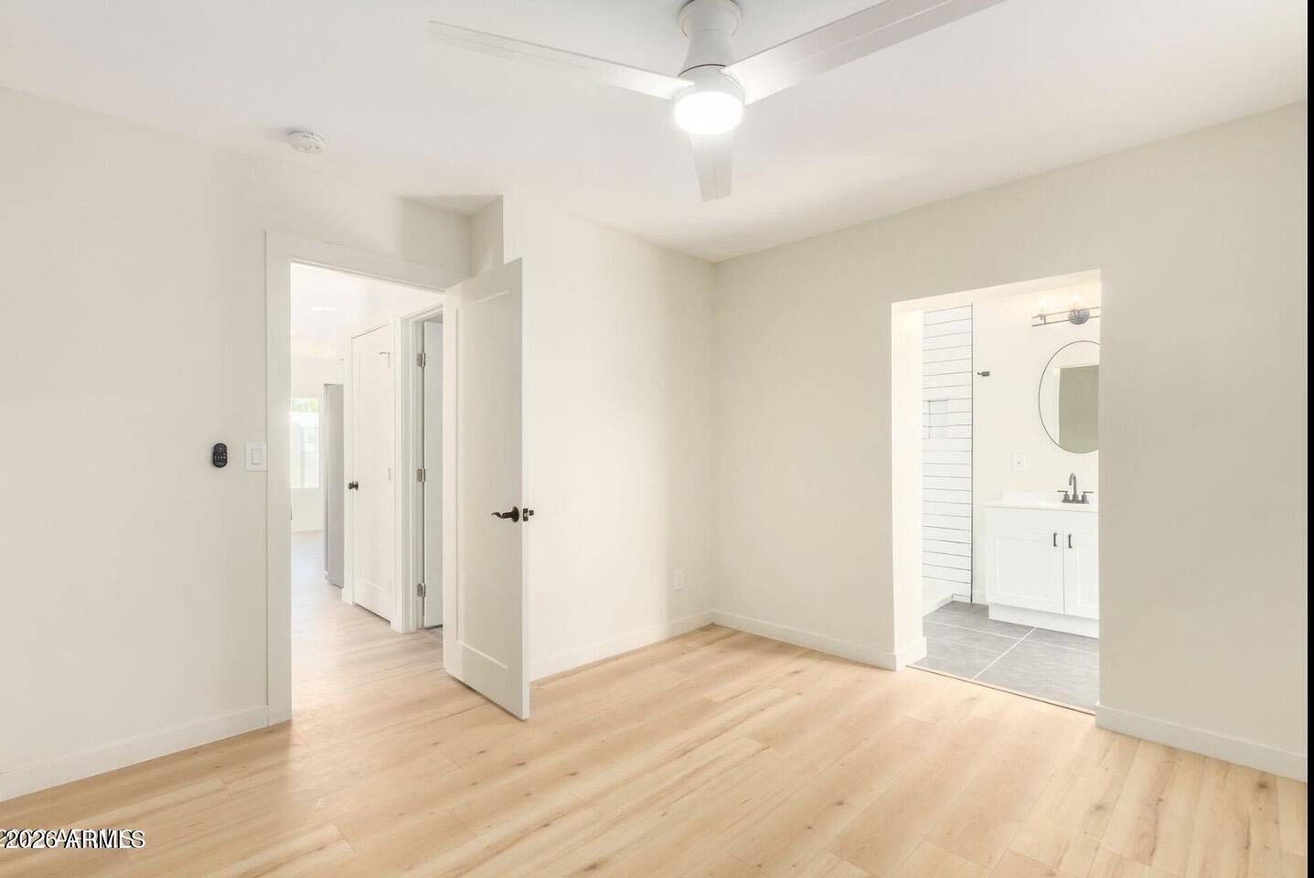 902 E FAIRMOUNT Avenue