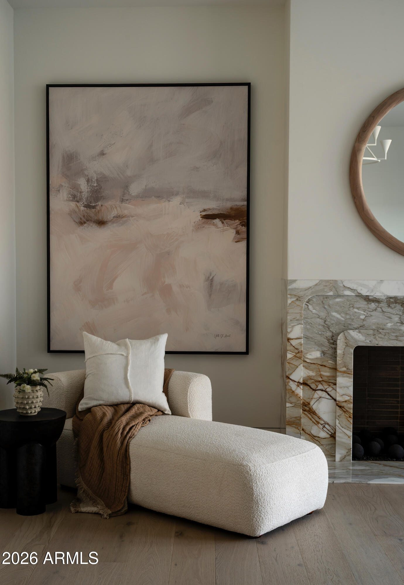 4864 E LAFAYETTE Boulevard