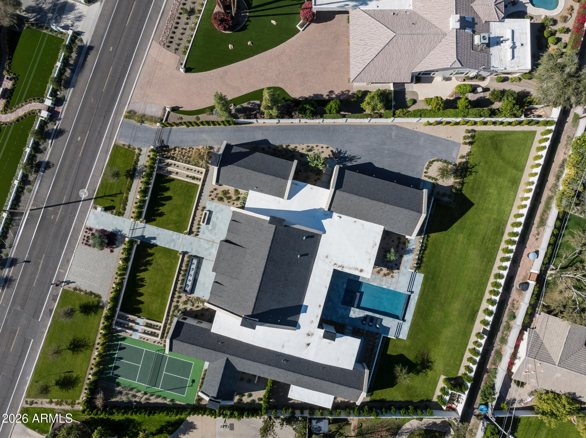 4864 E LAFAYETTE Boulevard