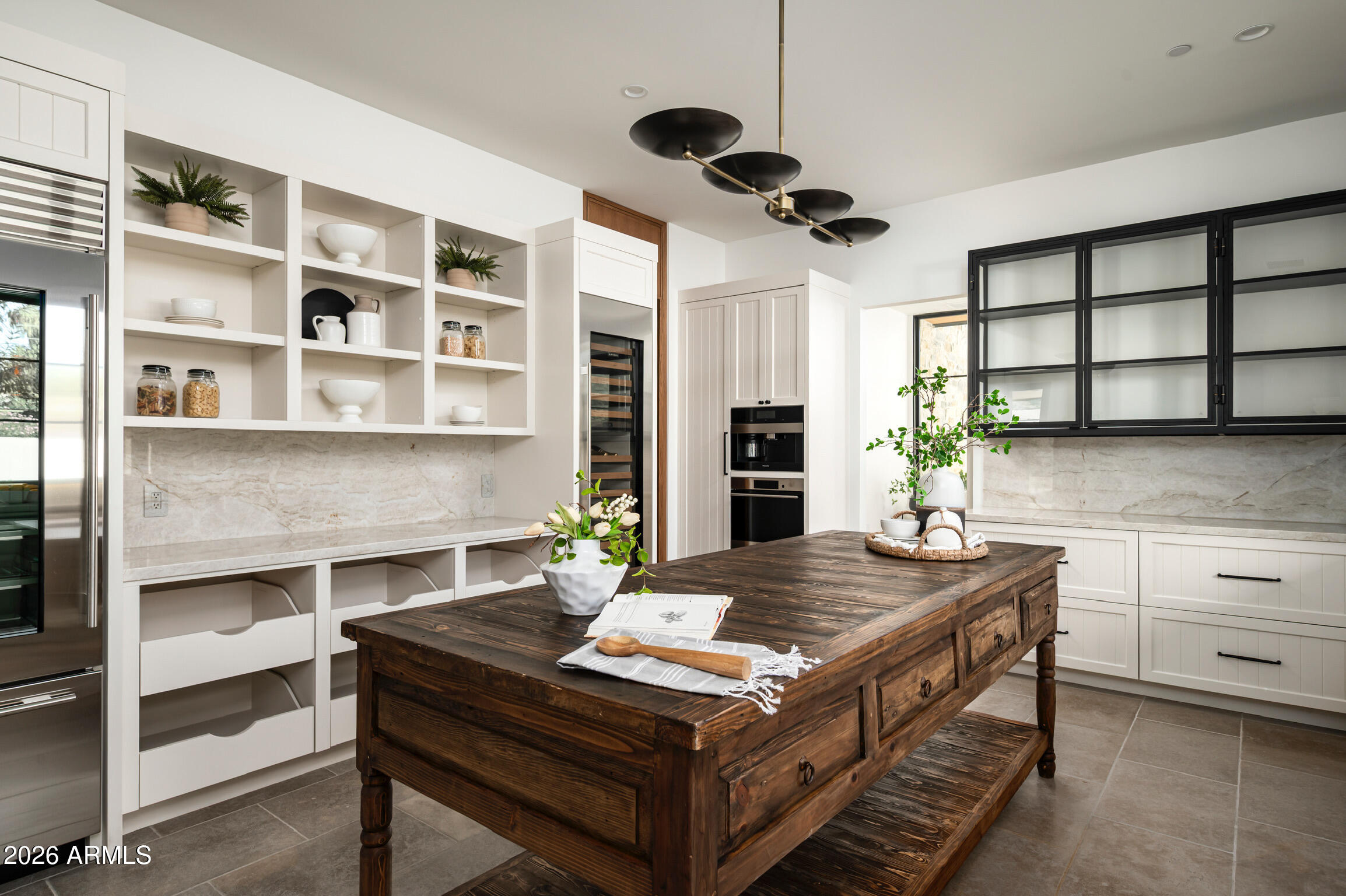 4864 E LAFAYETTE Boulevard