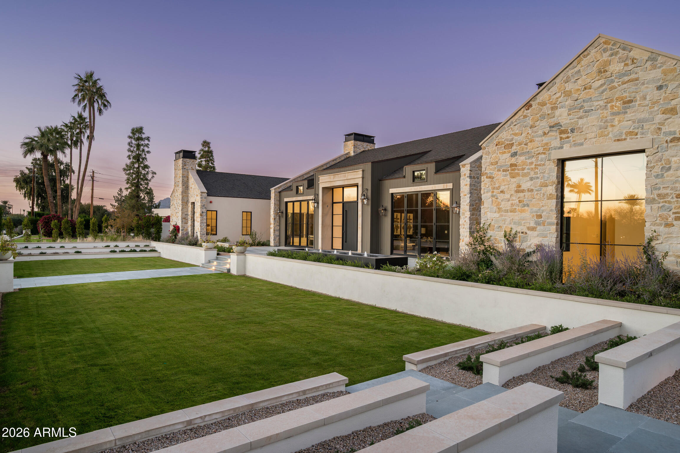 4864 E LAFAYETTE Boulevard