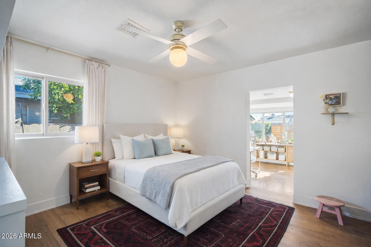 8221 E EDGEMONT Avenue