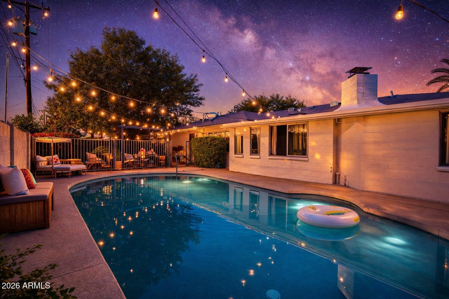 8221 E EDGEMONT Avenue