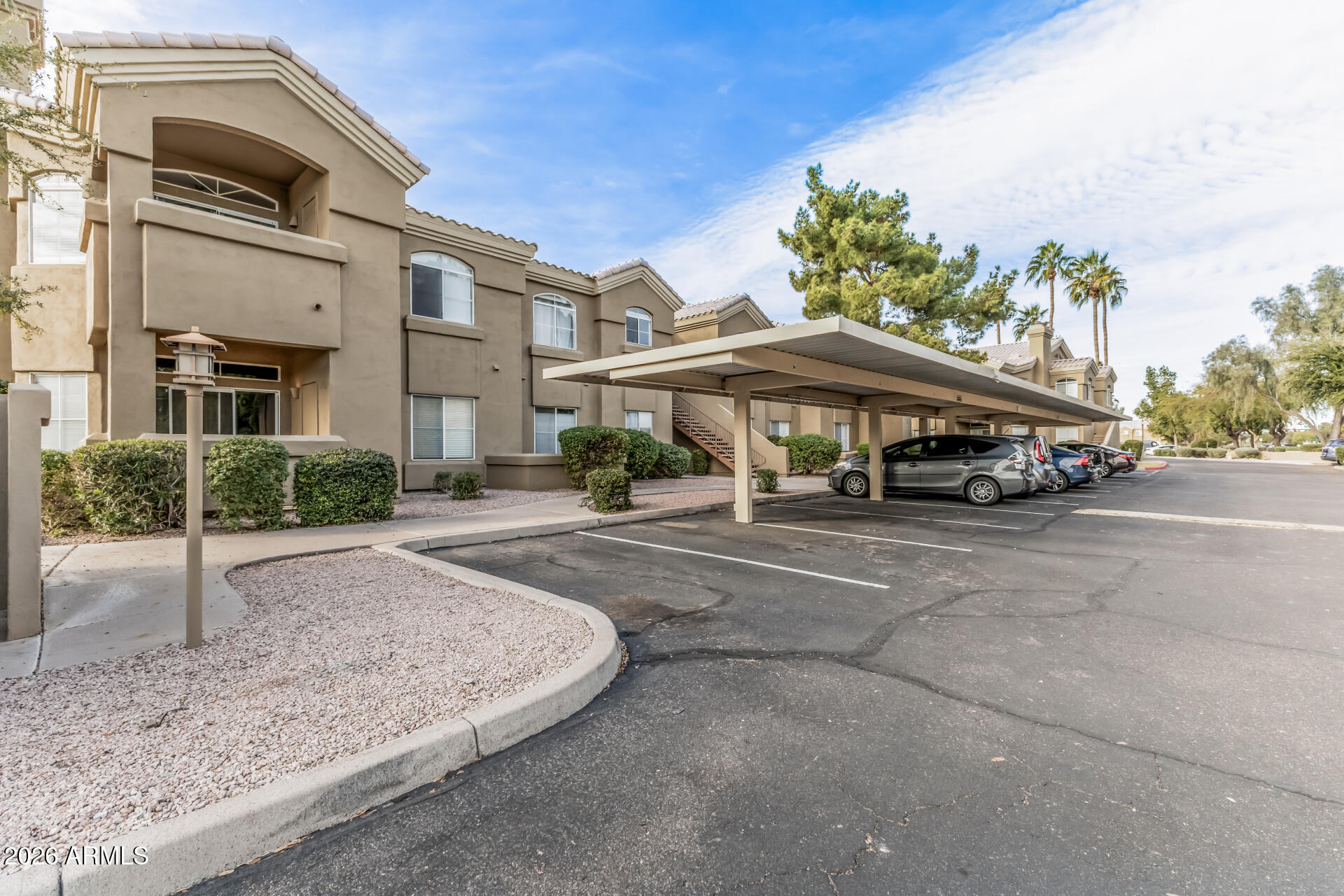 5335 E SHEA Boulevard 2082