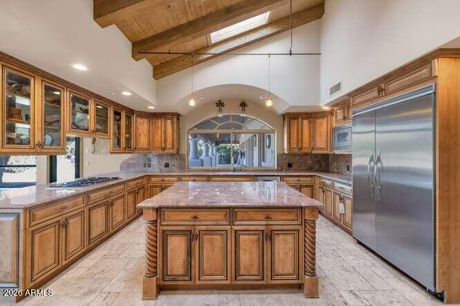 4214 E Claremont Avenue