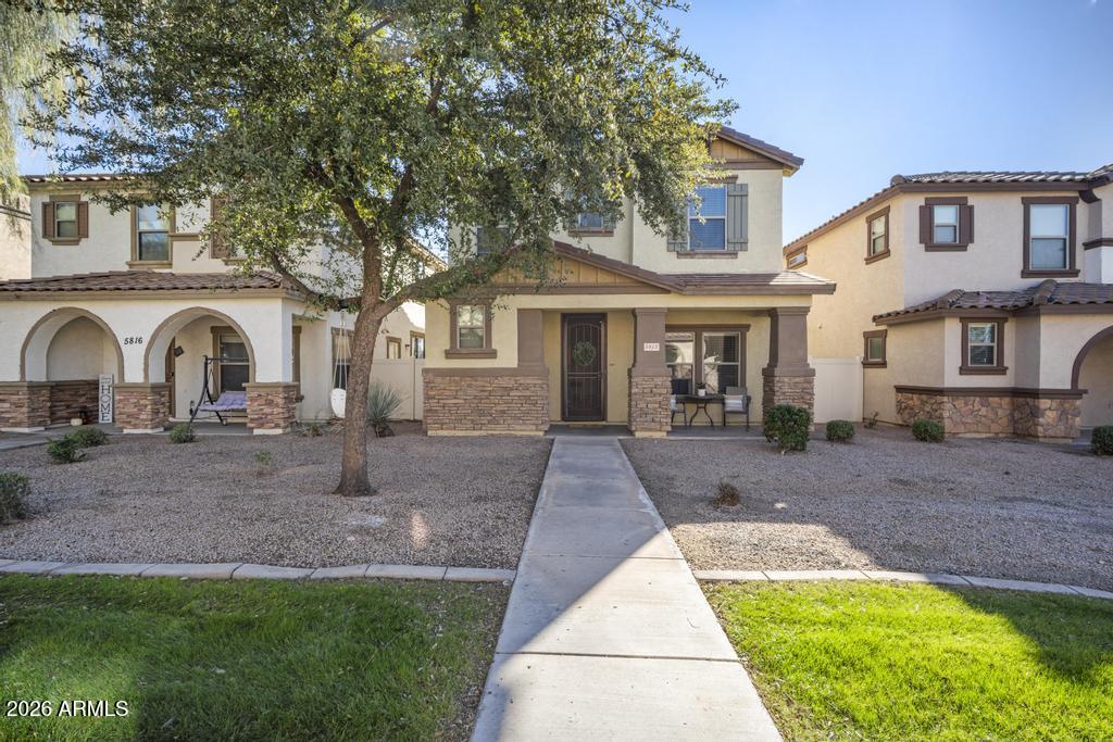 5812 E HOLMES Avenue